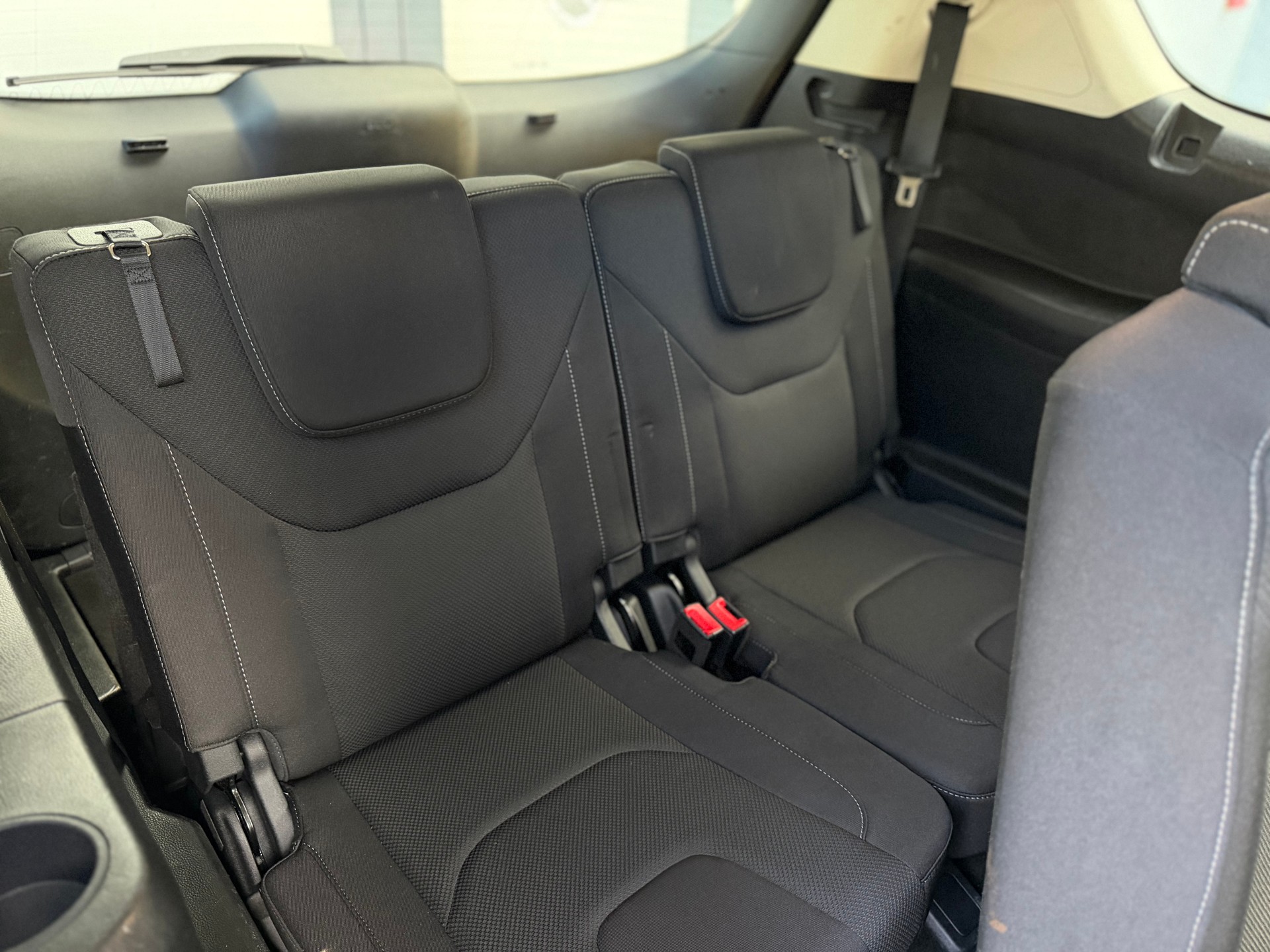 FORD S-Max 2.0 TDCi Titanium-image-13