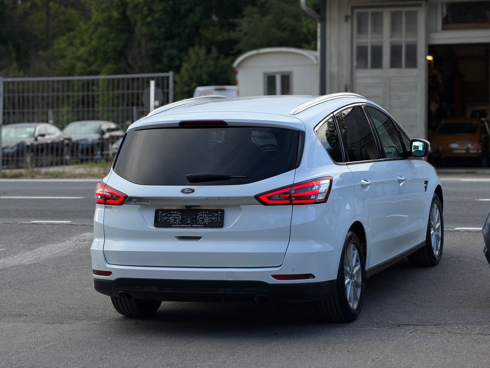 FORD S-Max 2.0 TDCi Titanium-image-4