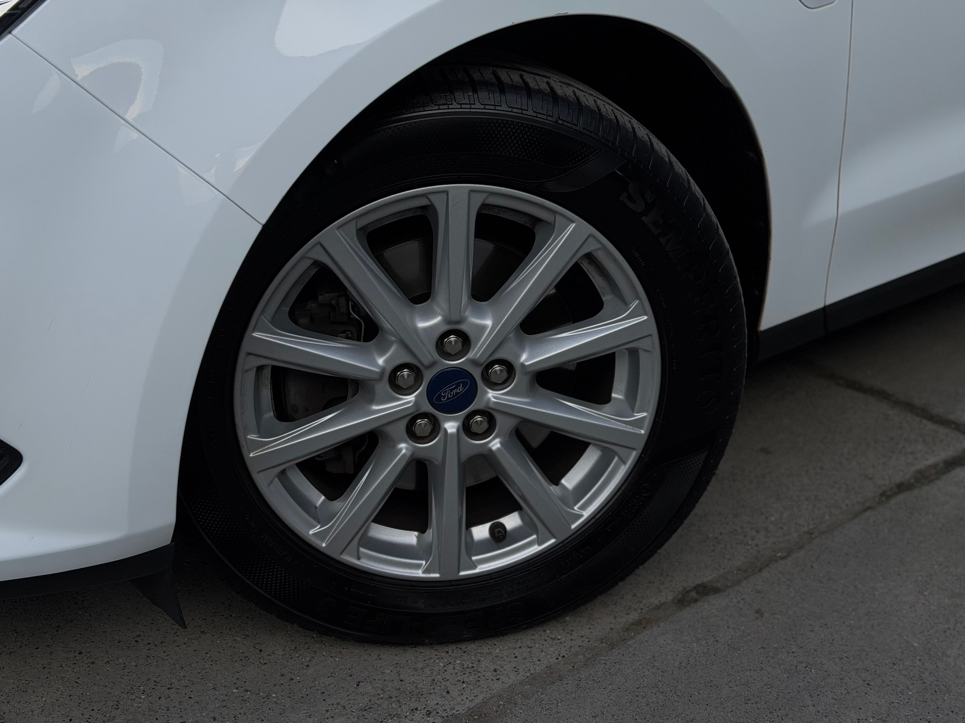 FORD S-Max 2.0 TDCi Titanium-image-8