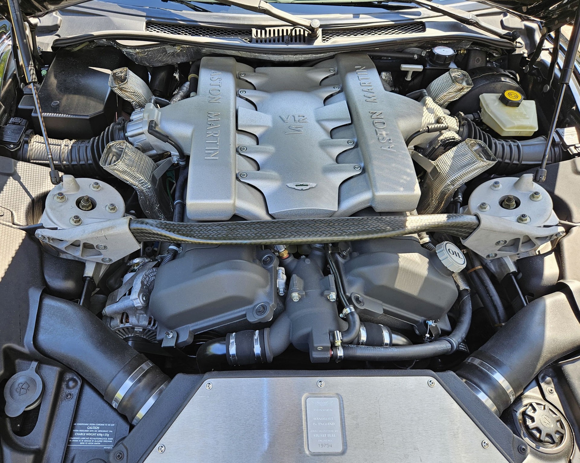 ASTON MARTIN Vanquish S Ultimate 17/50-image-13