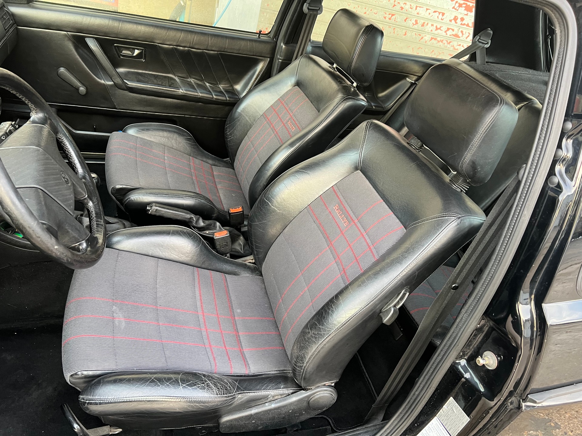 VW Golf 1800 Rallye G60-image-10