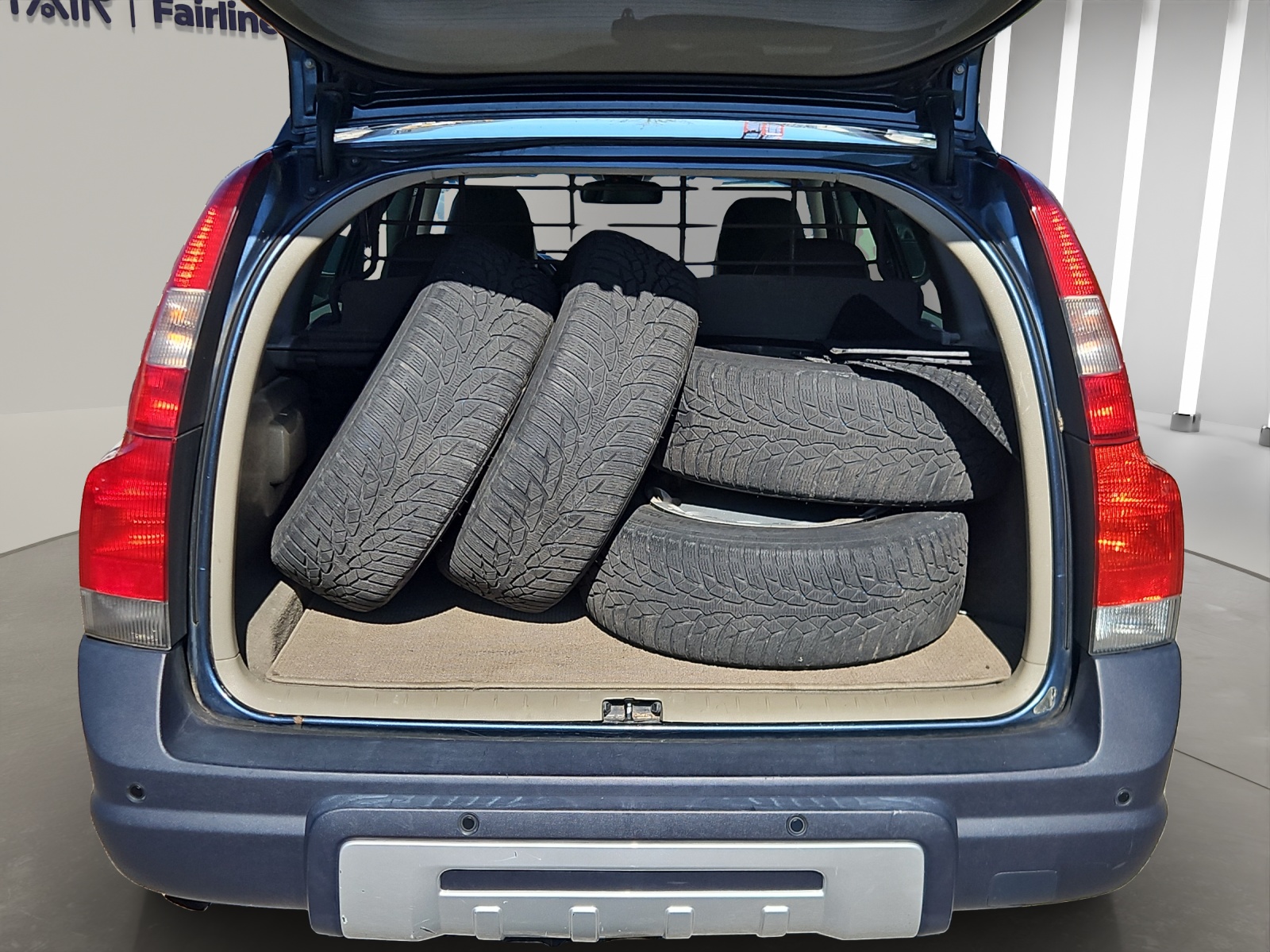 VOLVO XC70 D5 AWD Momentum-image-15