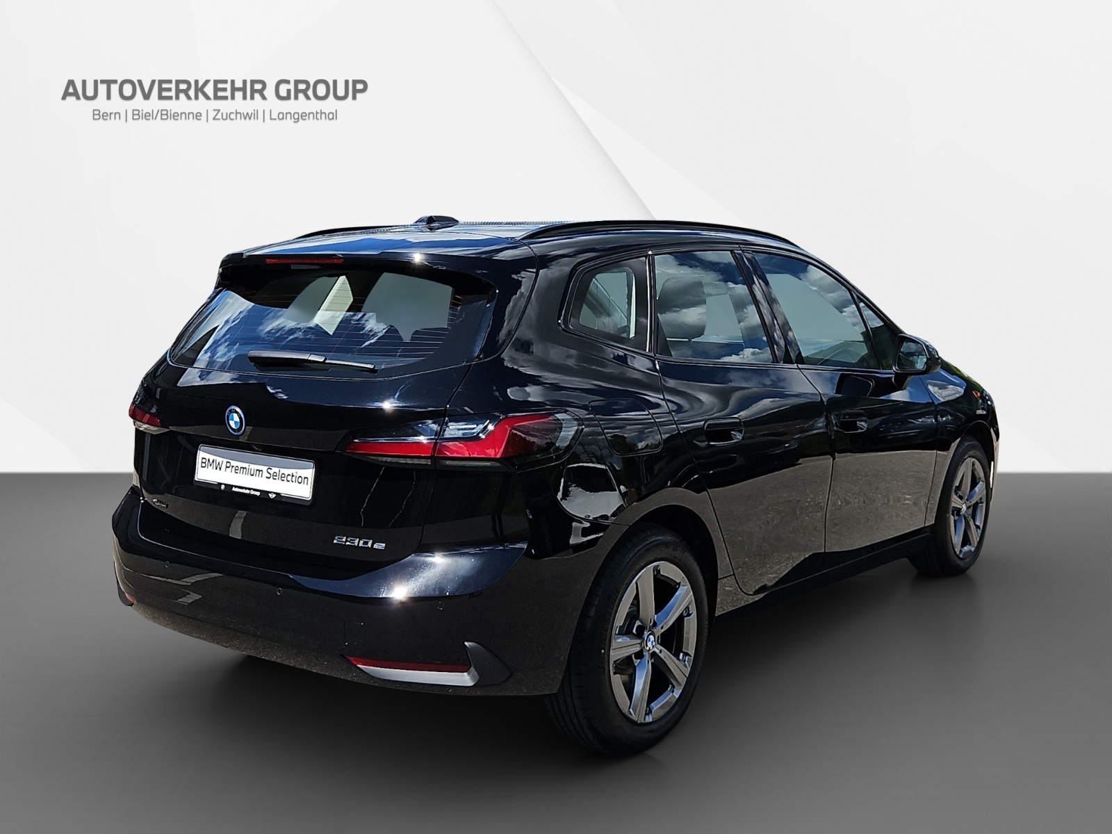 BMW 230e xDrive Active Tourer-image-5