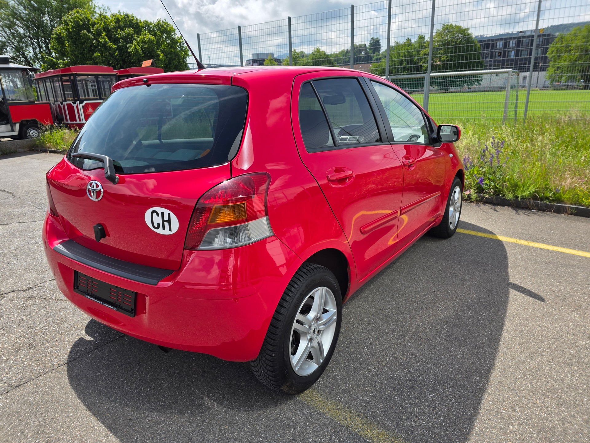 TOYOTA Yaris 1.33 Linea Sol Premium Multimode-image-7
