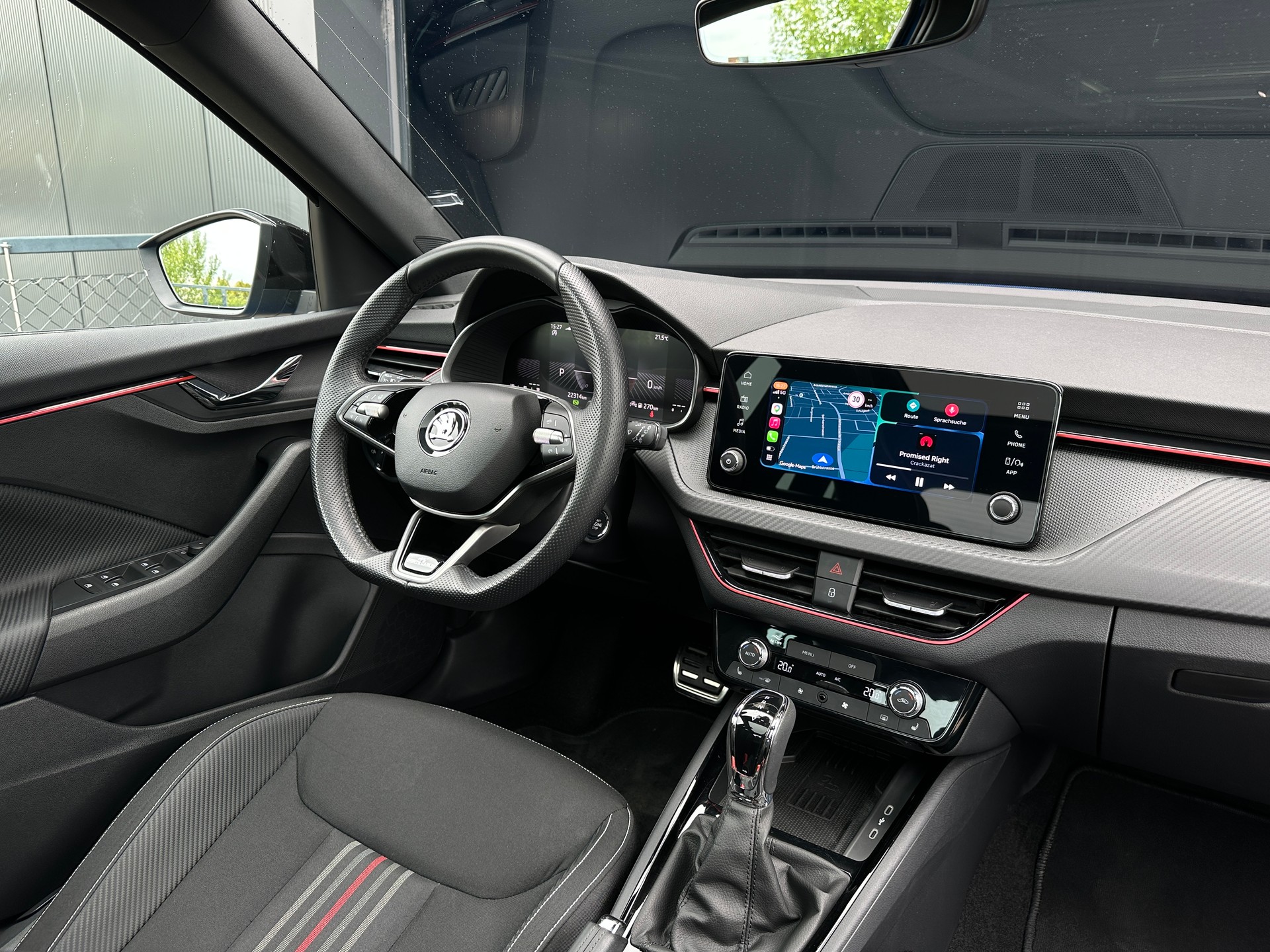 SKODA Kamiq 1.5 TSI Monte Carlo DSG-image-13