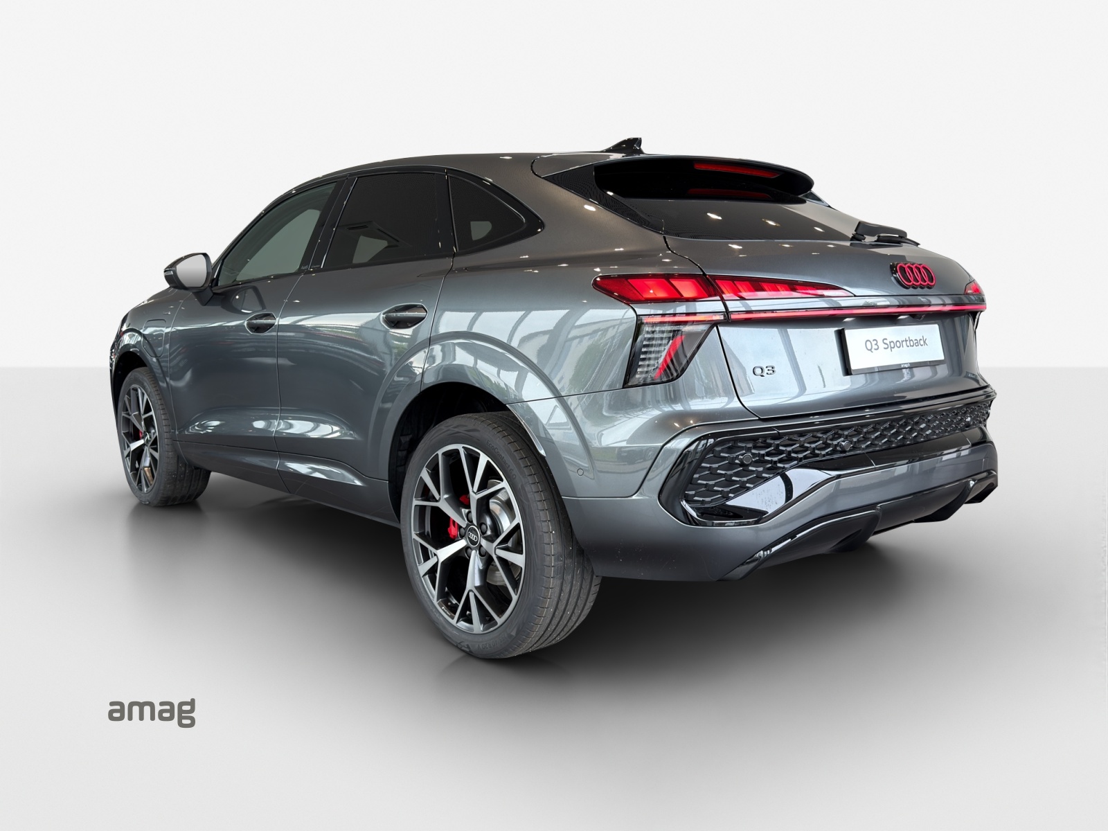 AUDI Q3 Sportback e-hybrid 200 kW S tronig-showroom-element-2