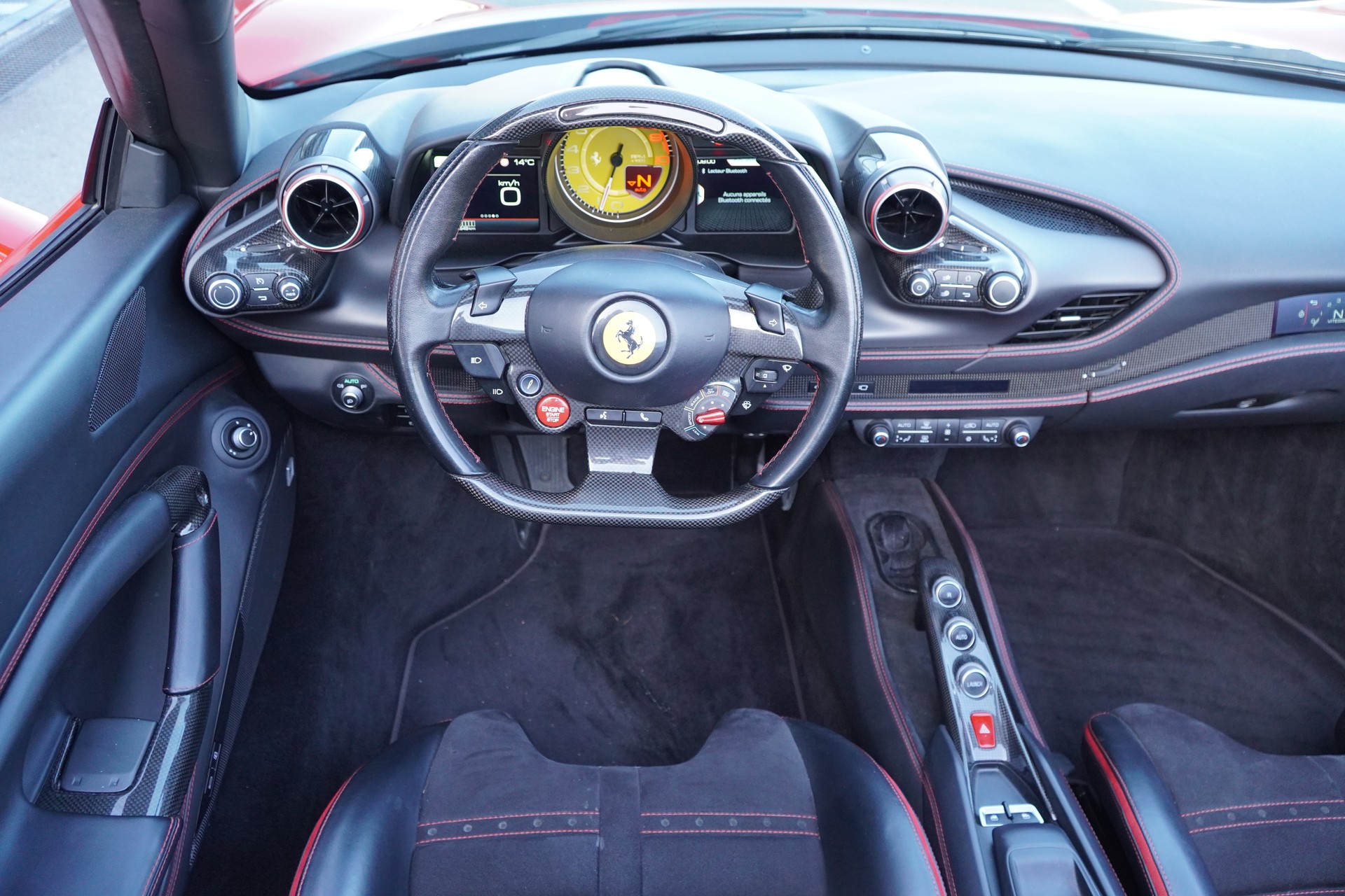 FERRARI F8 Spider-image-14