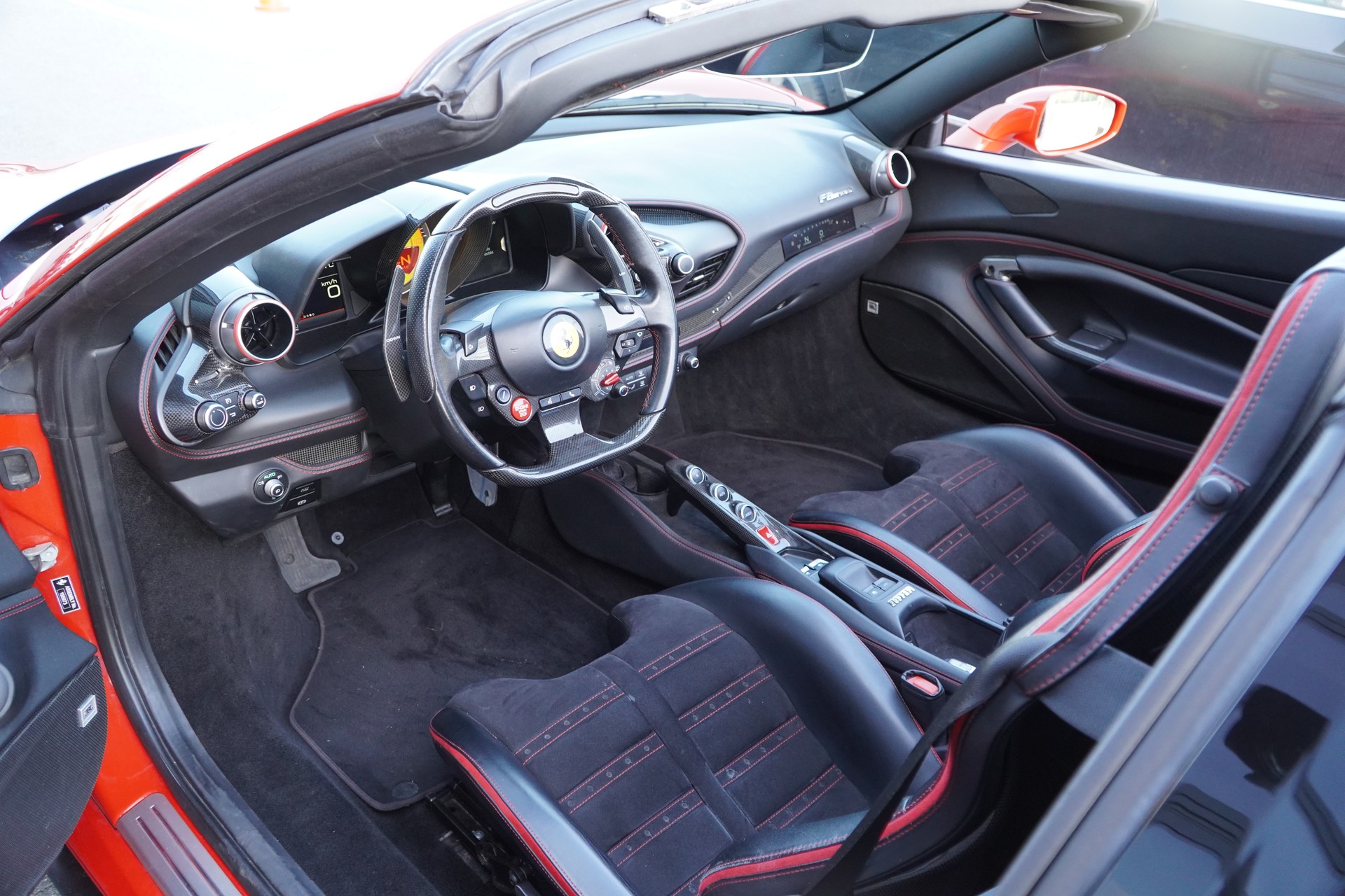 FERRARI F8 Spider-image-13