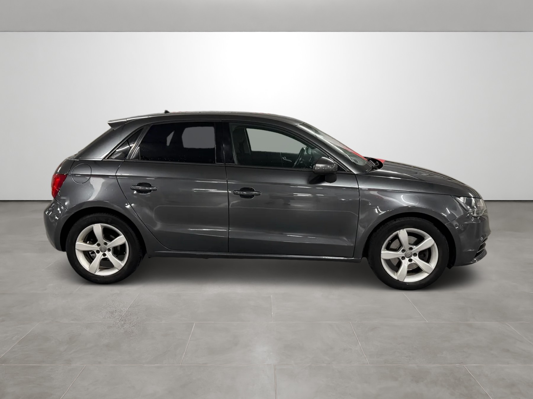 AUDI A1 Sportback 1.4 TFSI Attraction S-tronic-image-6