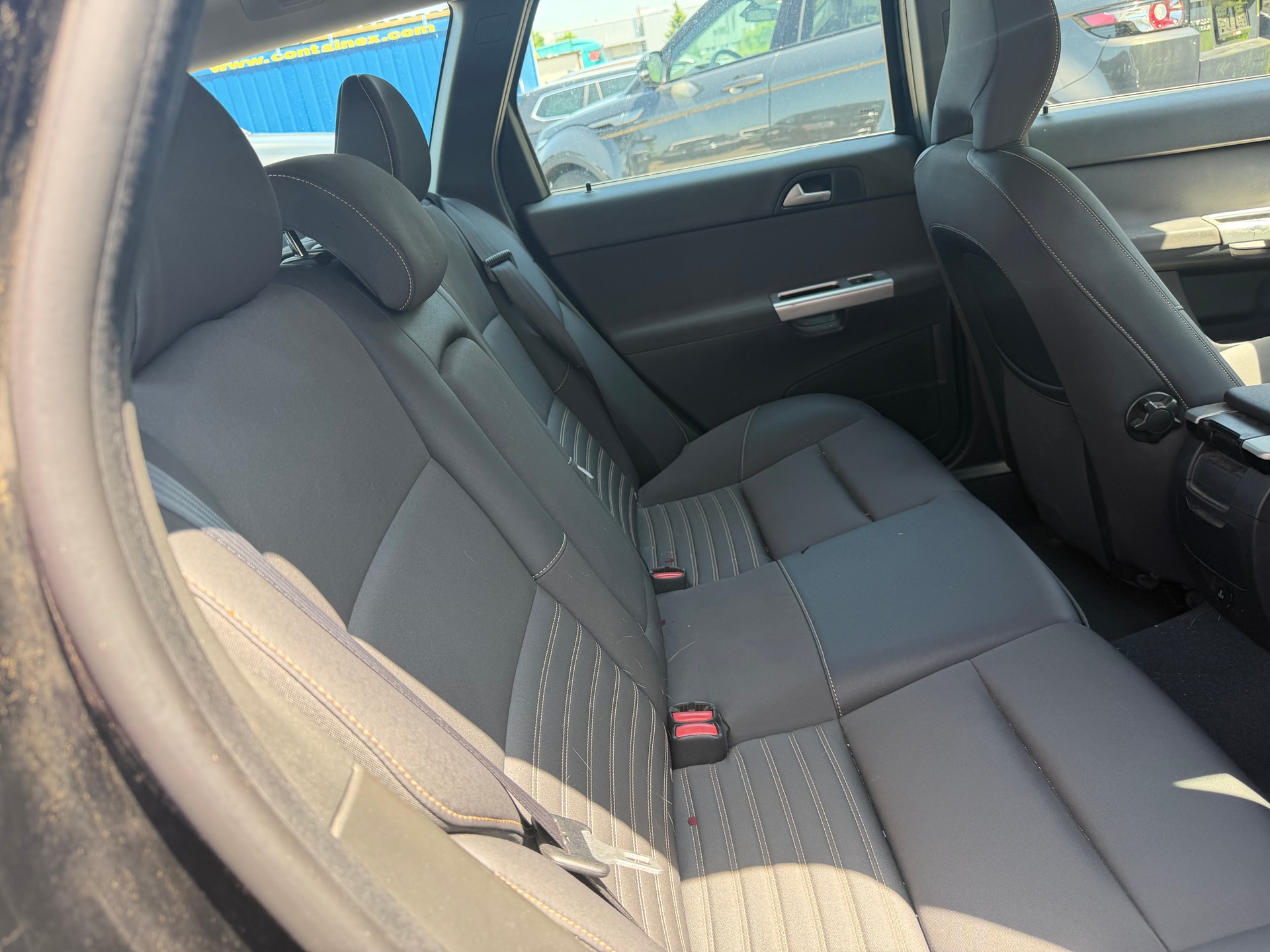 VOLVO V50 D2 Kinetic-image-8
