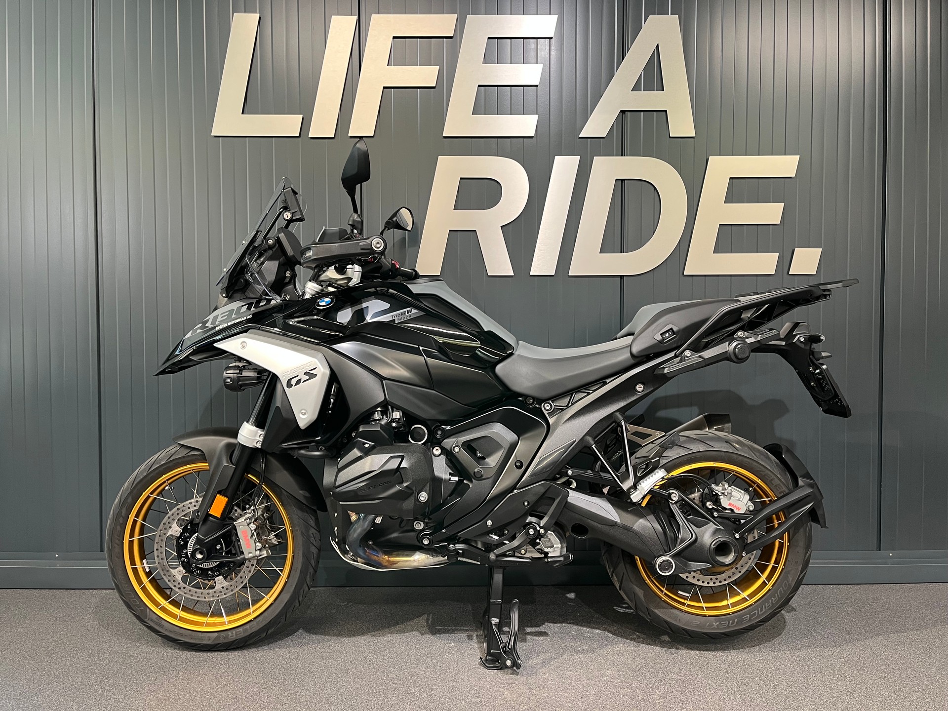 BMW R 1300 GS-showroom-element-2