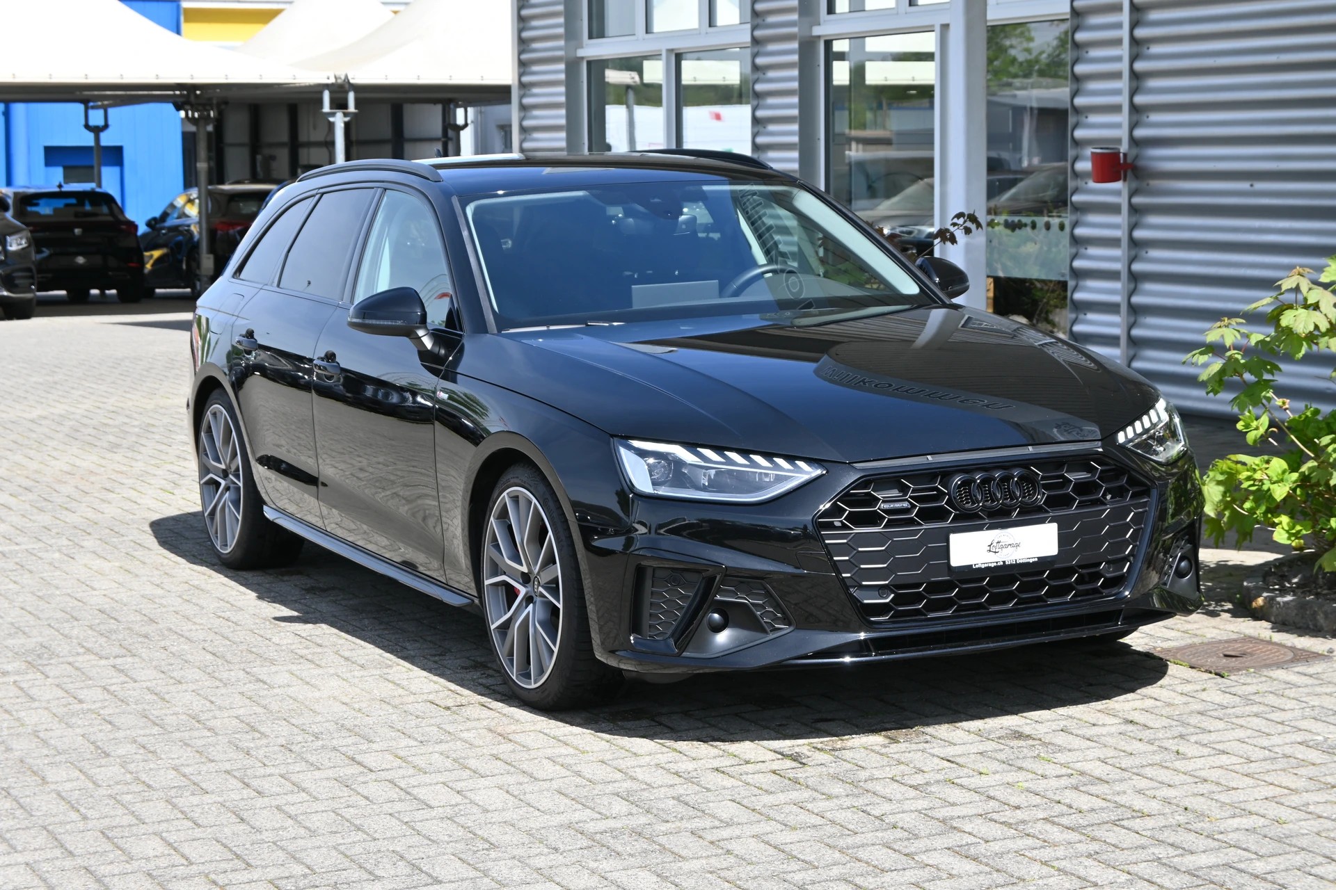 AUDI A4 Avant 40 TDI S line Competition Black quattro S-tronic