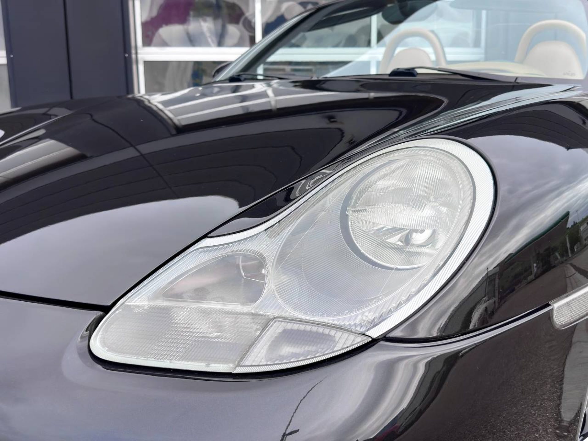 PORSCHE Boxster-image-27