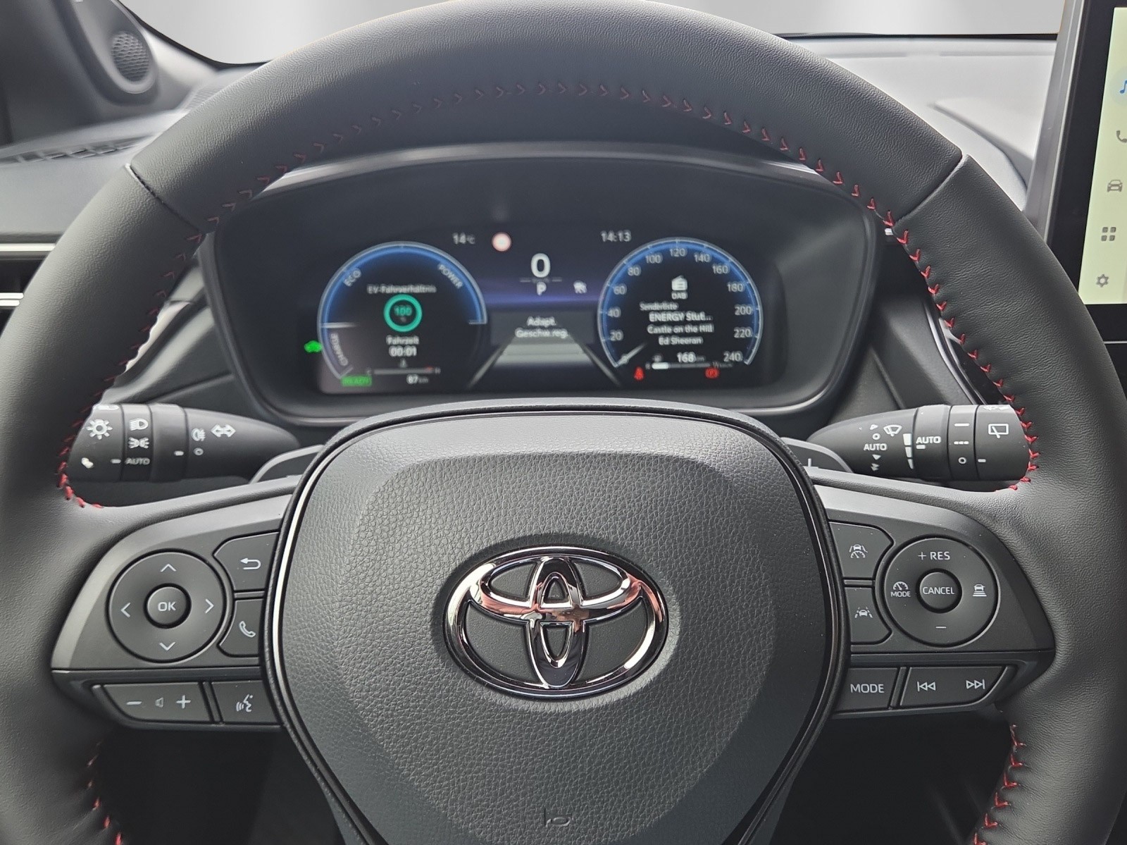 TOYOTA Corolla Cross 2.0 GR Sport e-CVT AWD-image-13