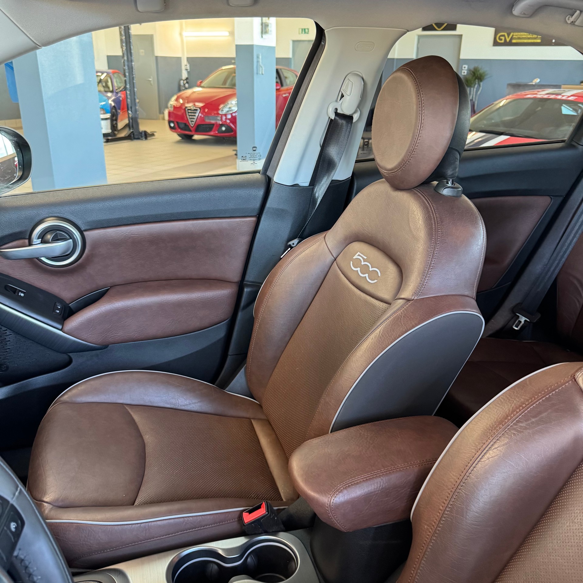 FIAT 500X 1.4T Cross DCT-showroom-element-1