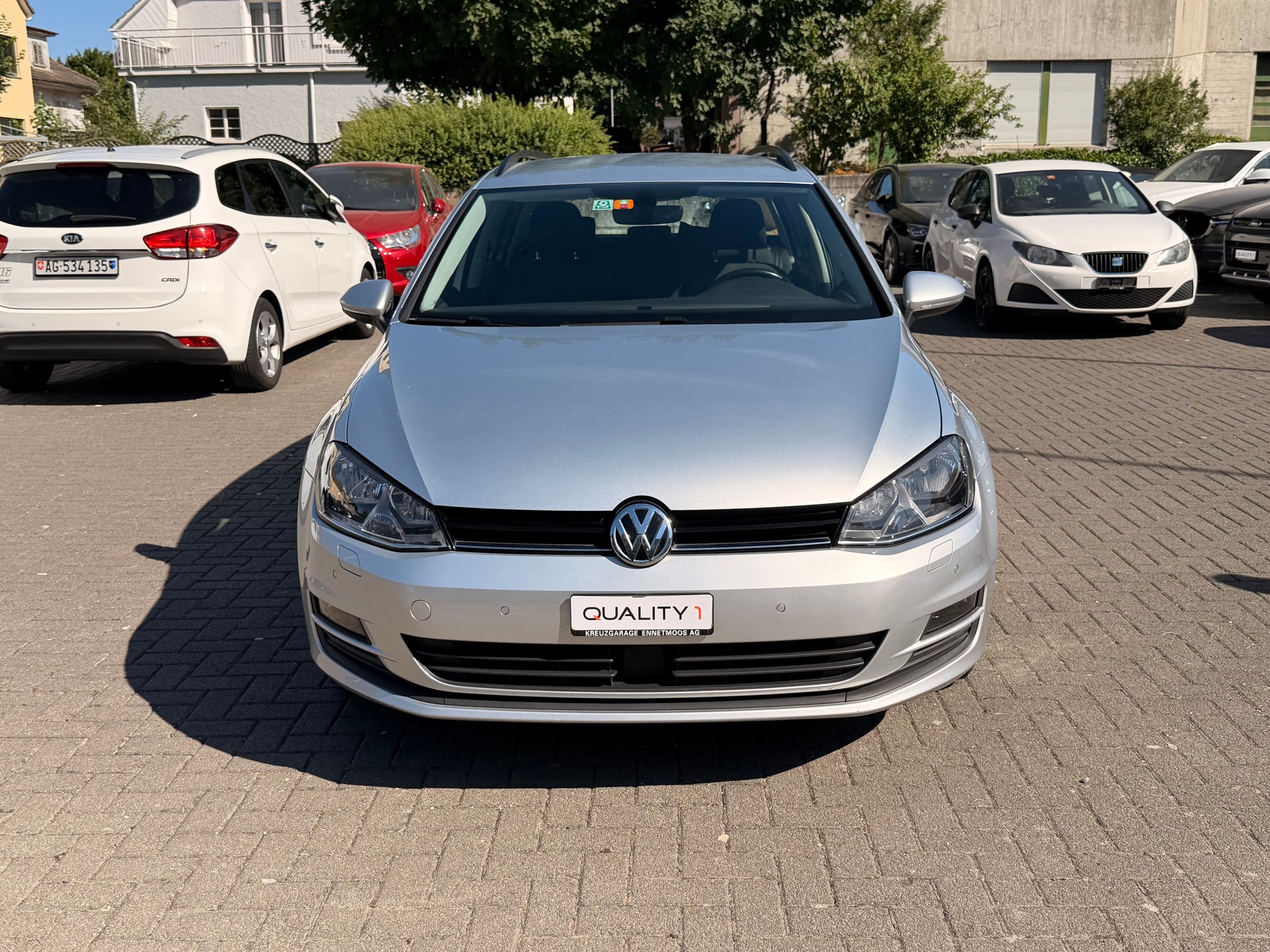 VW Golf Variant 1.6 TDI Trendline 4Motion-showroom-element-1