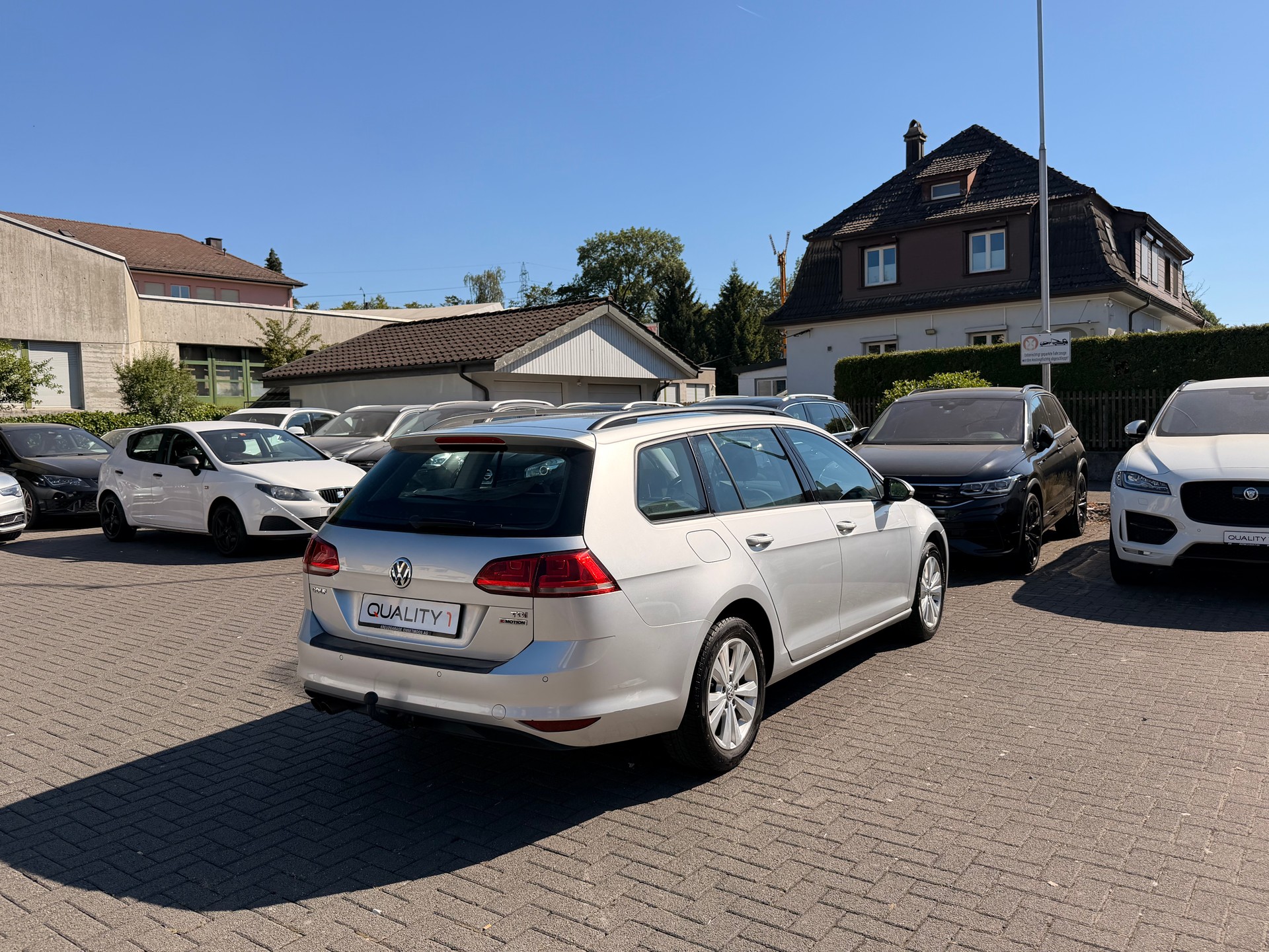 VW Golf Variant 1.6 TDI Trendline 4Motion-showroom-element-3