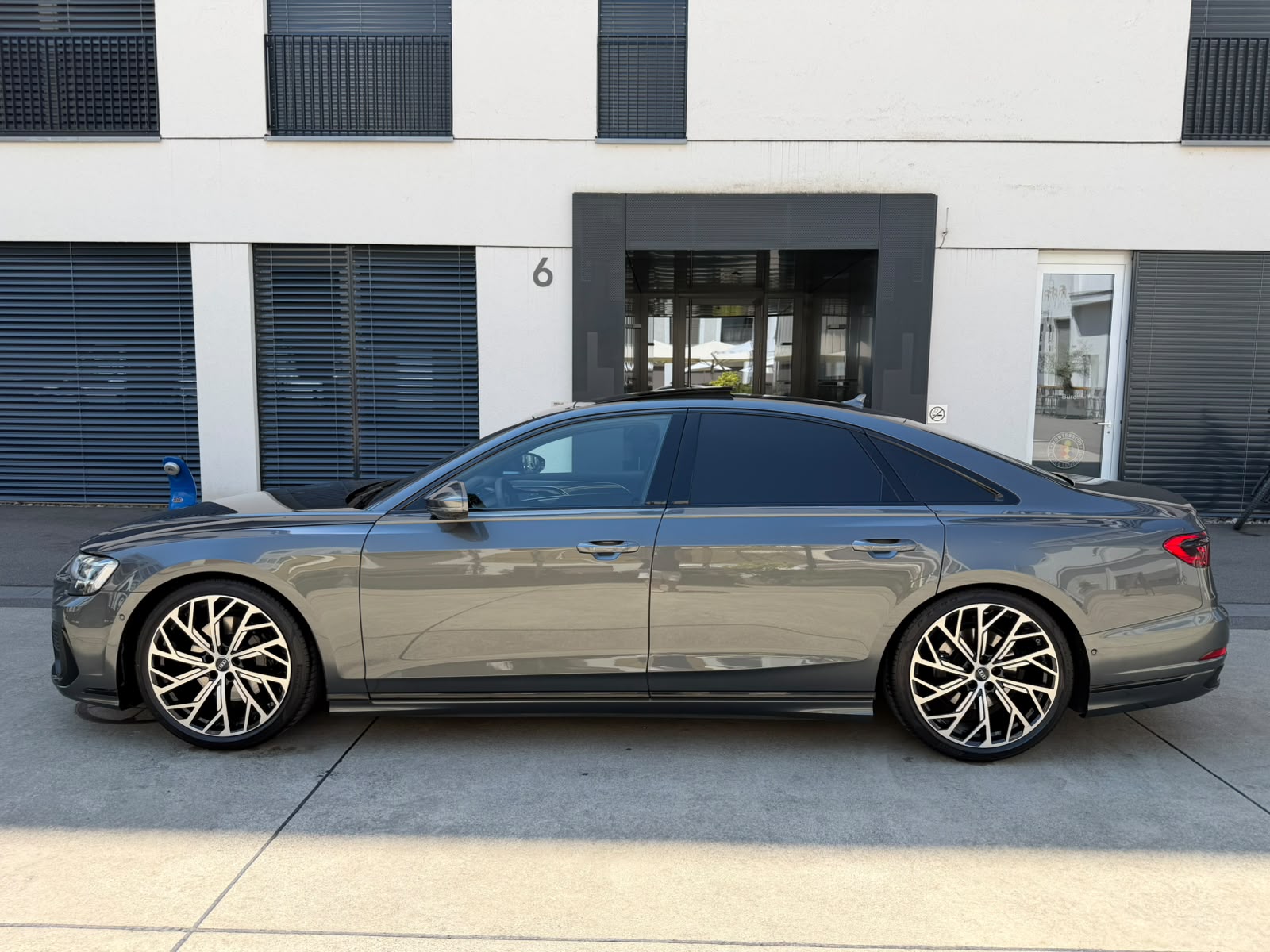 AUDI A8 50 TDI quattro tiptronic-showroom-element-1