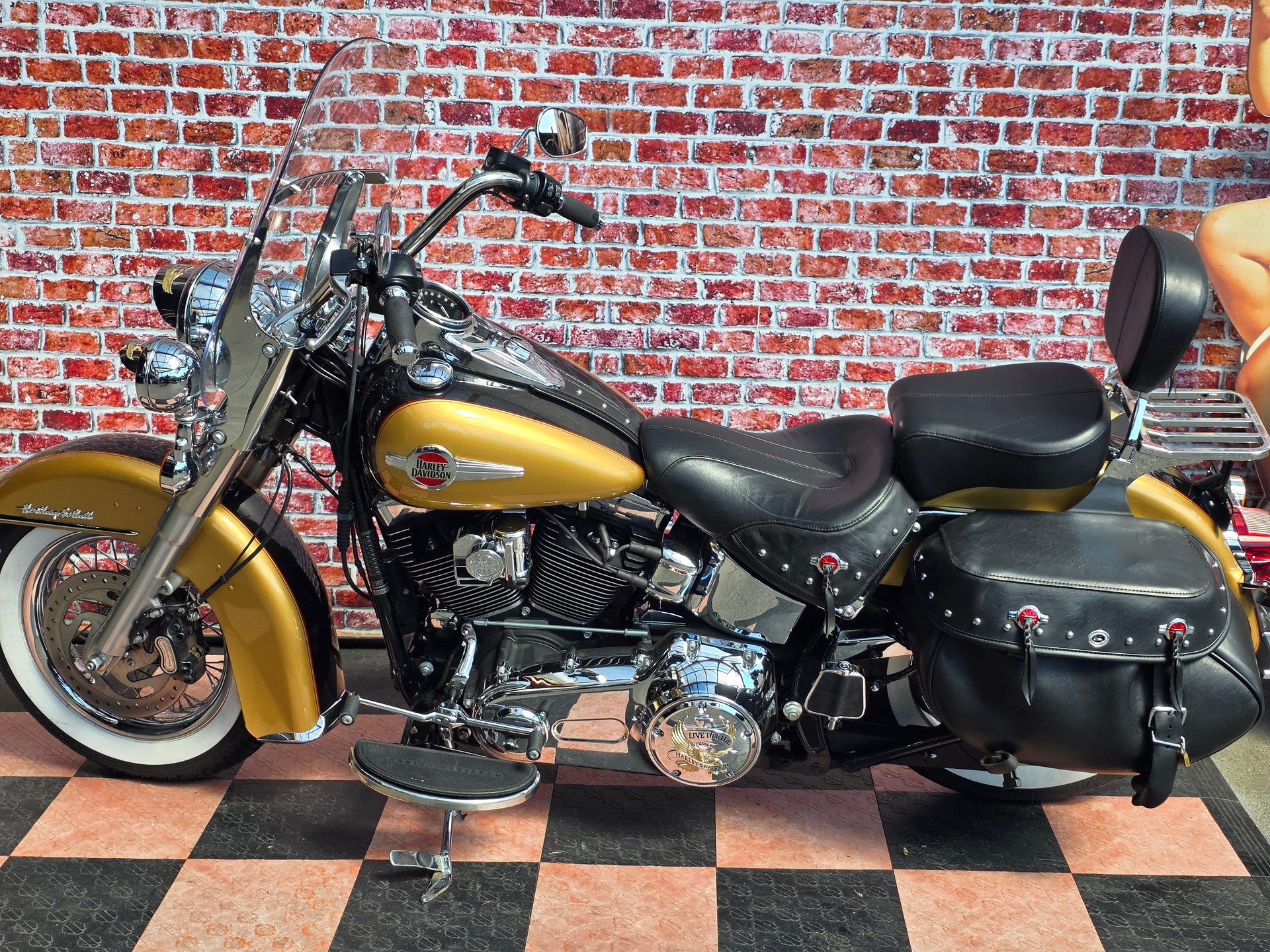 HARLEY-DAVIDSON FLSTC Softail Heritage Classic ABS-image-3