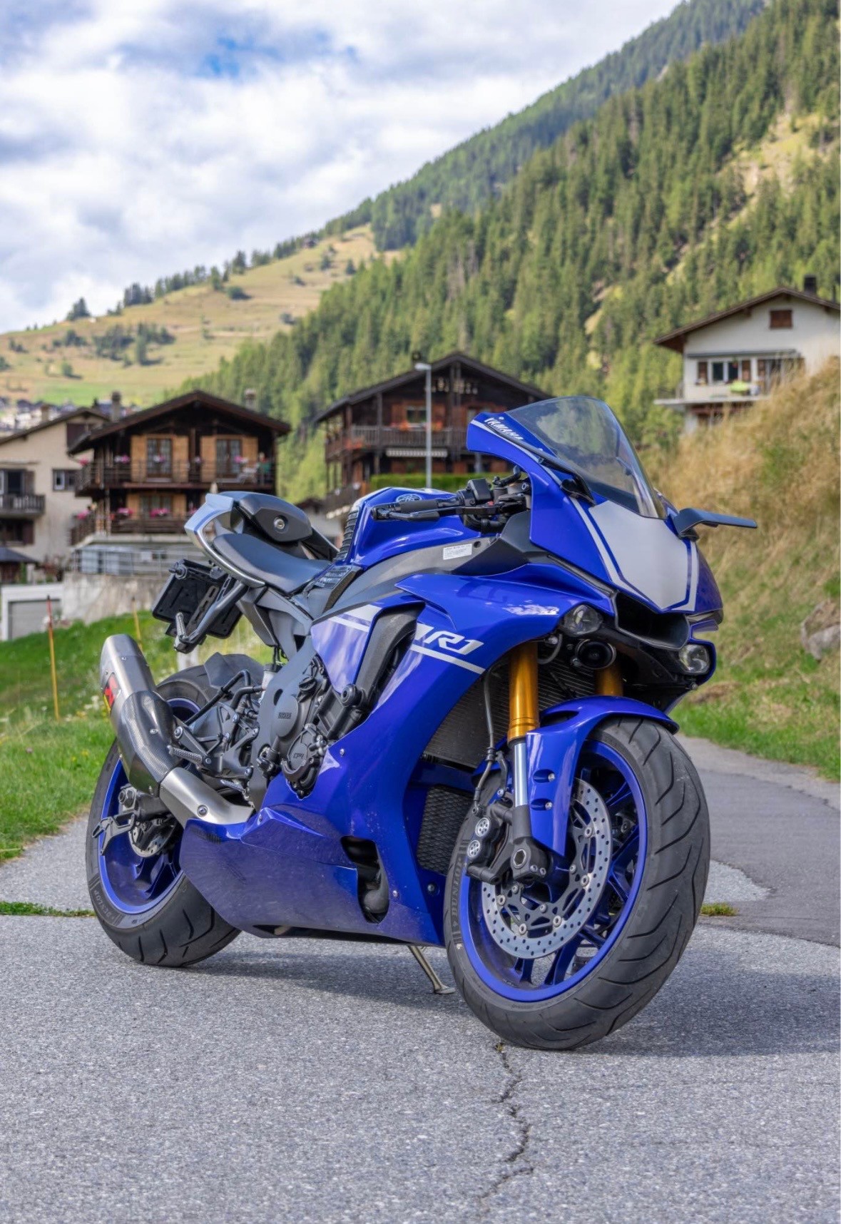 YAMAHA YZF-R1 ABS-image-0
