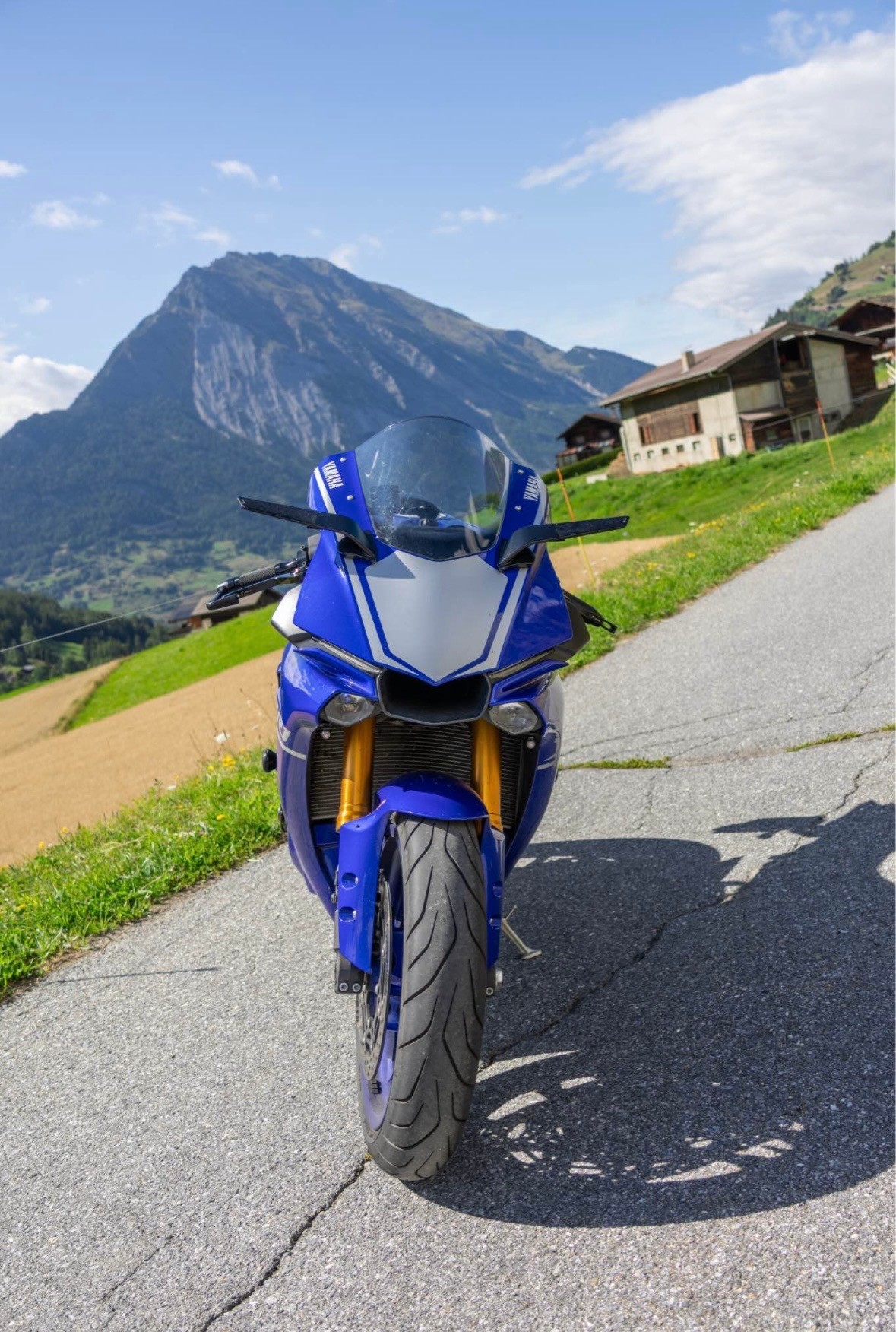 YAMAHA YZF-R1 ABS-image-1
