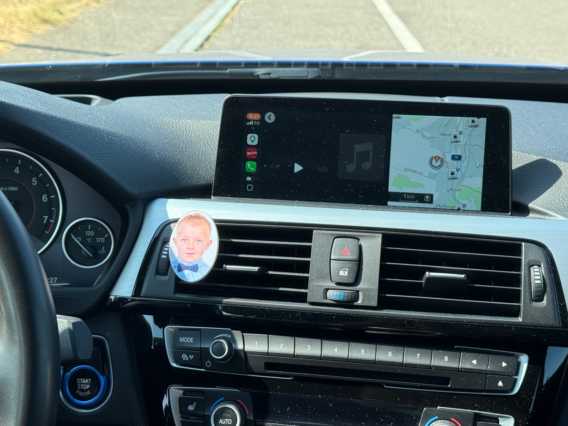 BMW 340i xDrive-image-4