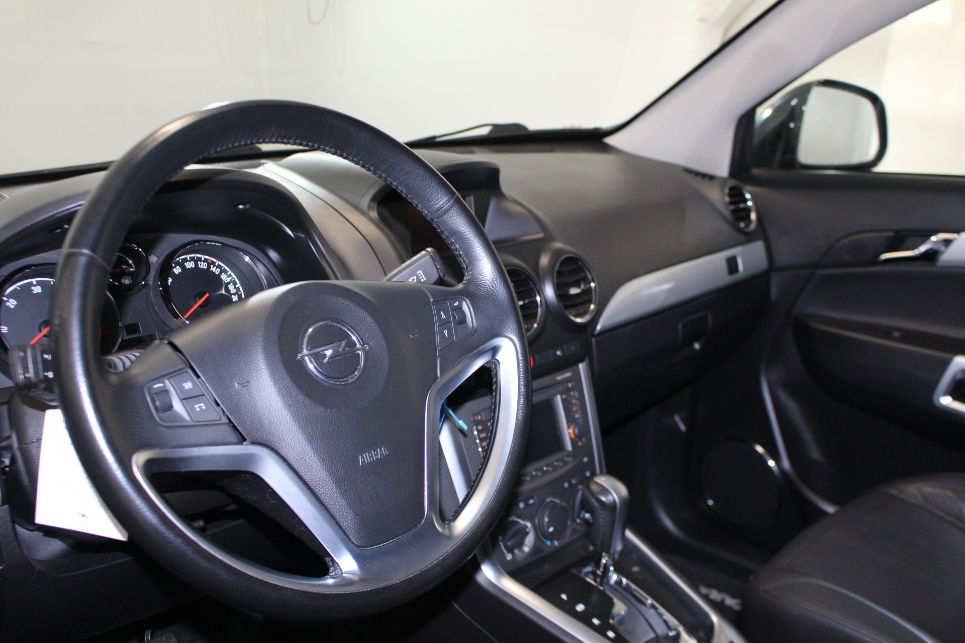 OPEL Antara 2.2 CDTI ecoT Cosmo-image-12