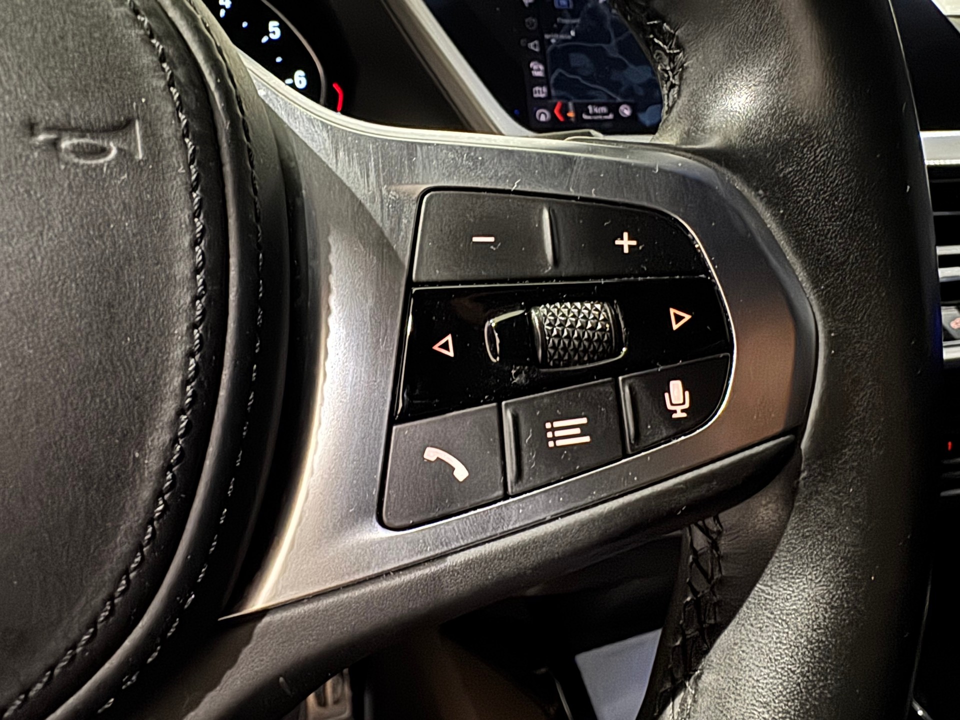 BMW 118i M Sport | CH | 1.Hand |-image-20