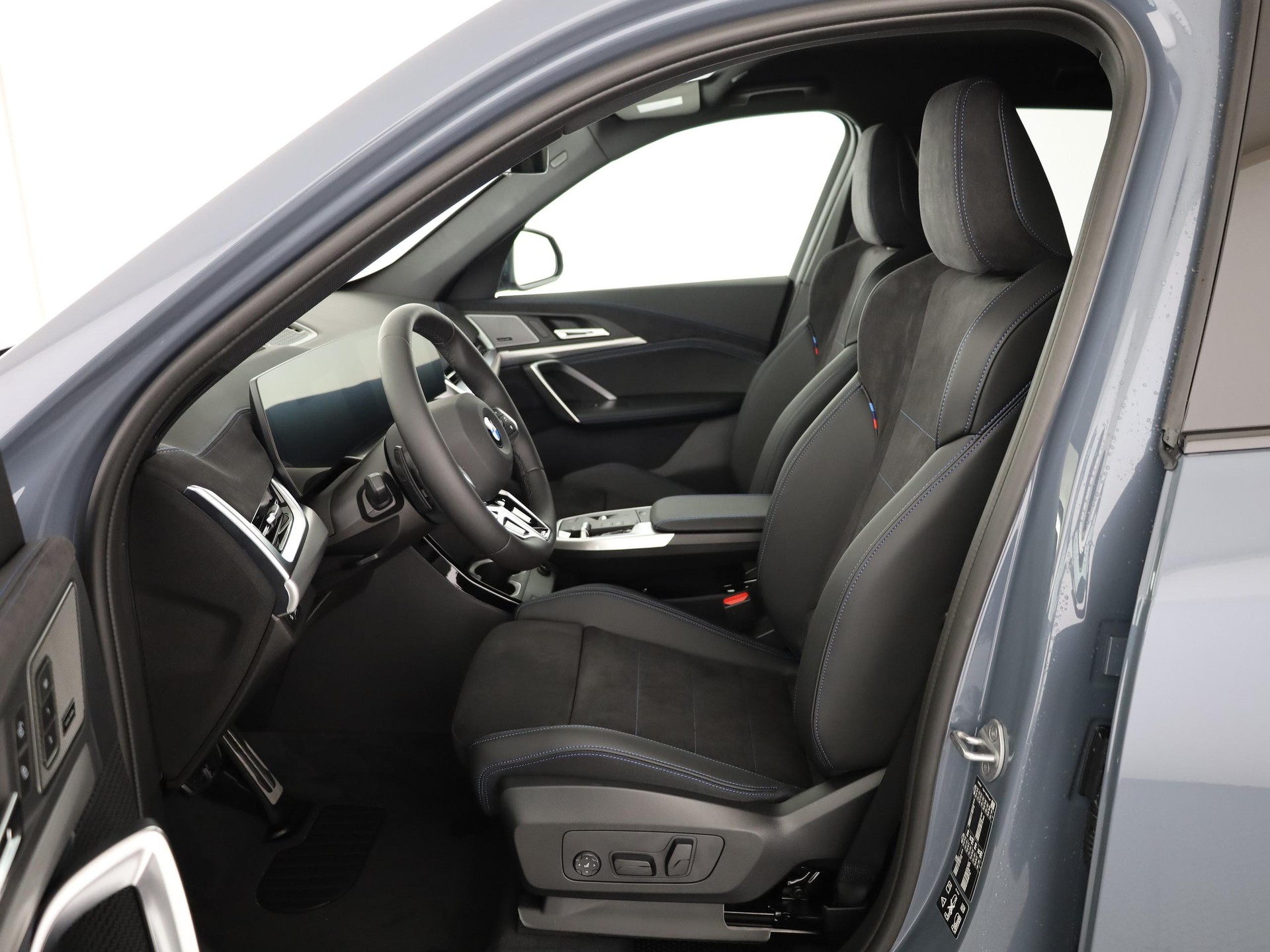 BMW X1 23i xDrive paddles-image-4