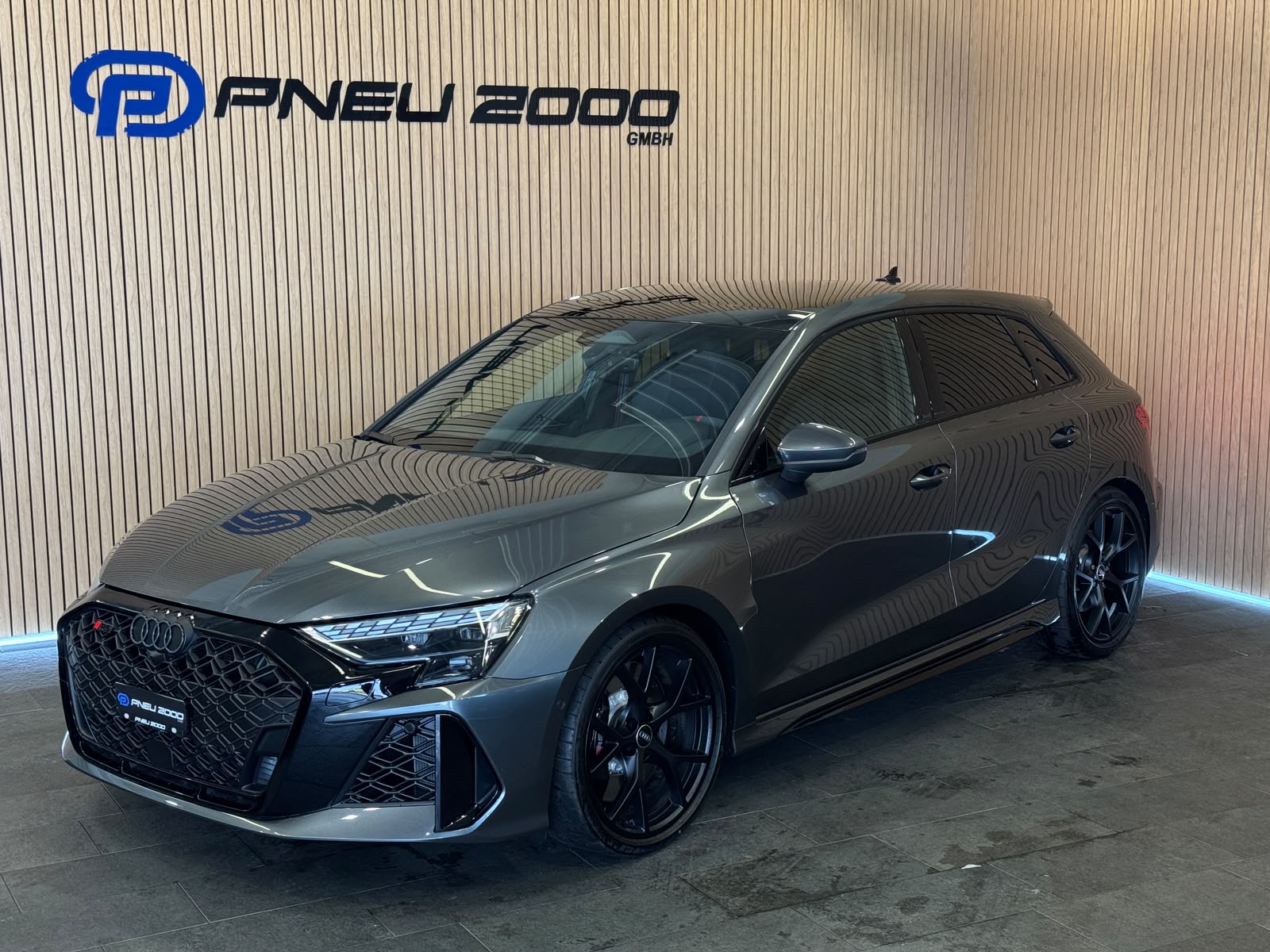 AUDI RS3 Sportback 2.5 TSI quattro S-tronic *5Jahre/100'000km Werksgarantie*