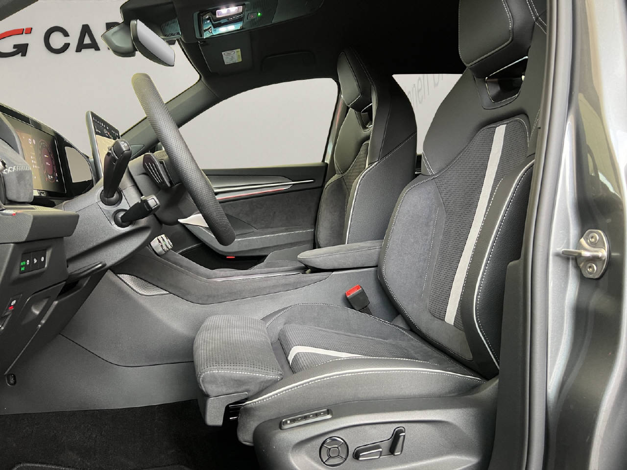 SKODA Kodiaq 2.0 TDI Sportline 4x4 DSG-Automat-image-19