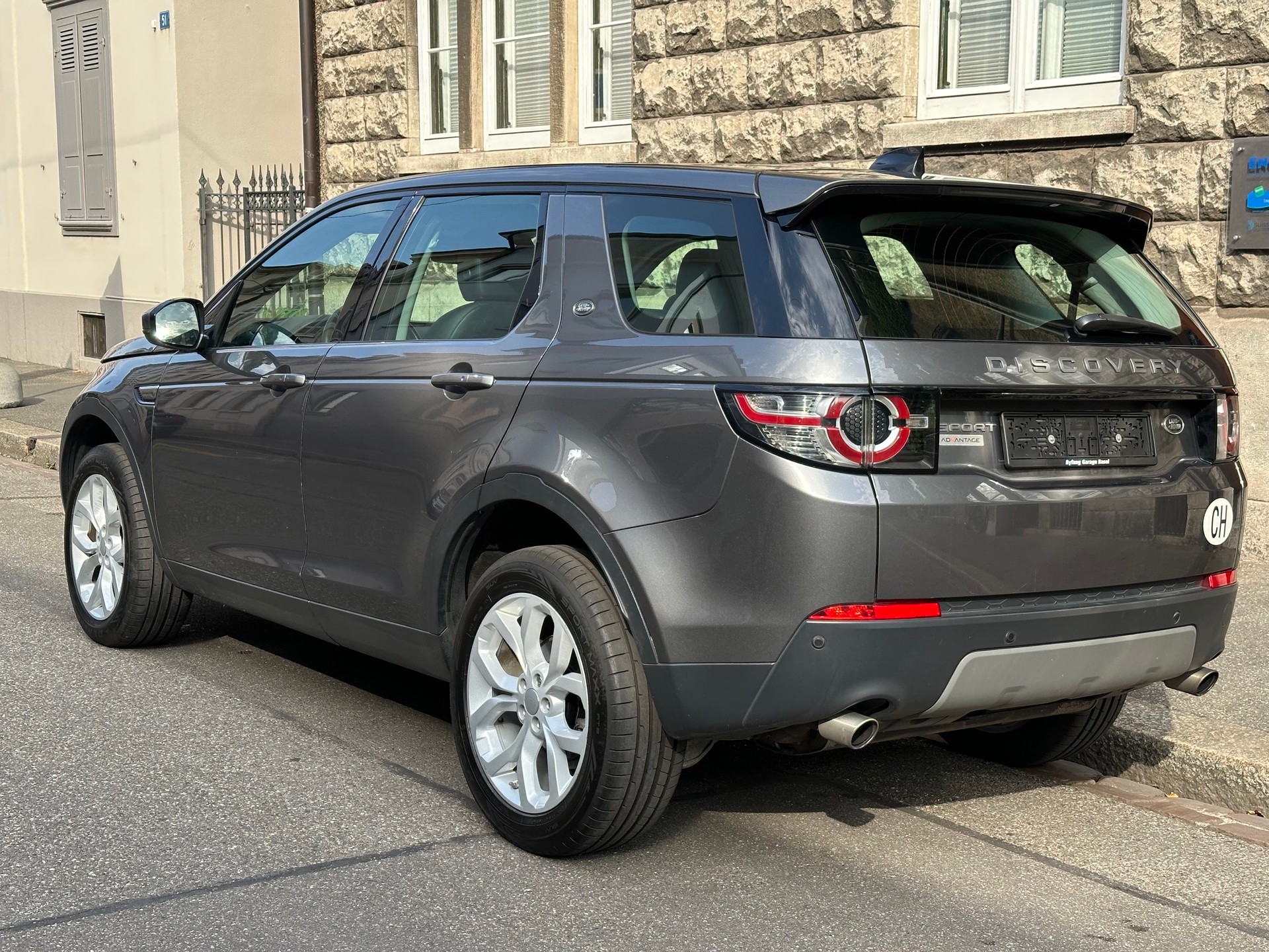 LAND ROVER Discovery Sport 2.0 Si4 HSE Advantage AT9-showroom-element-3