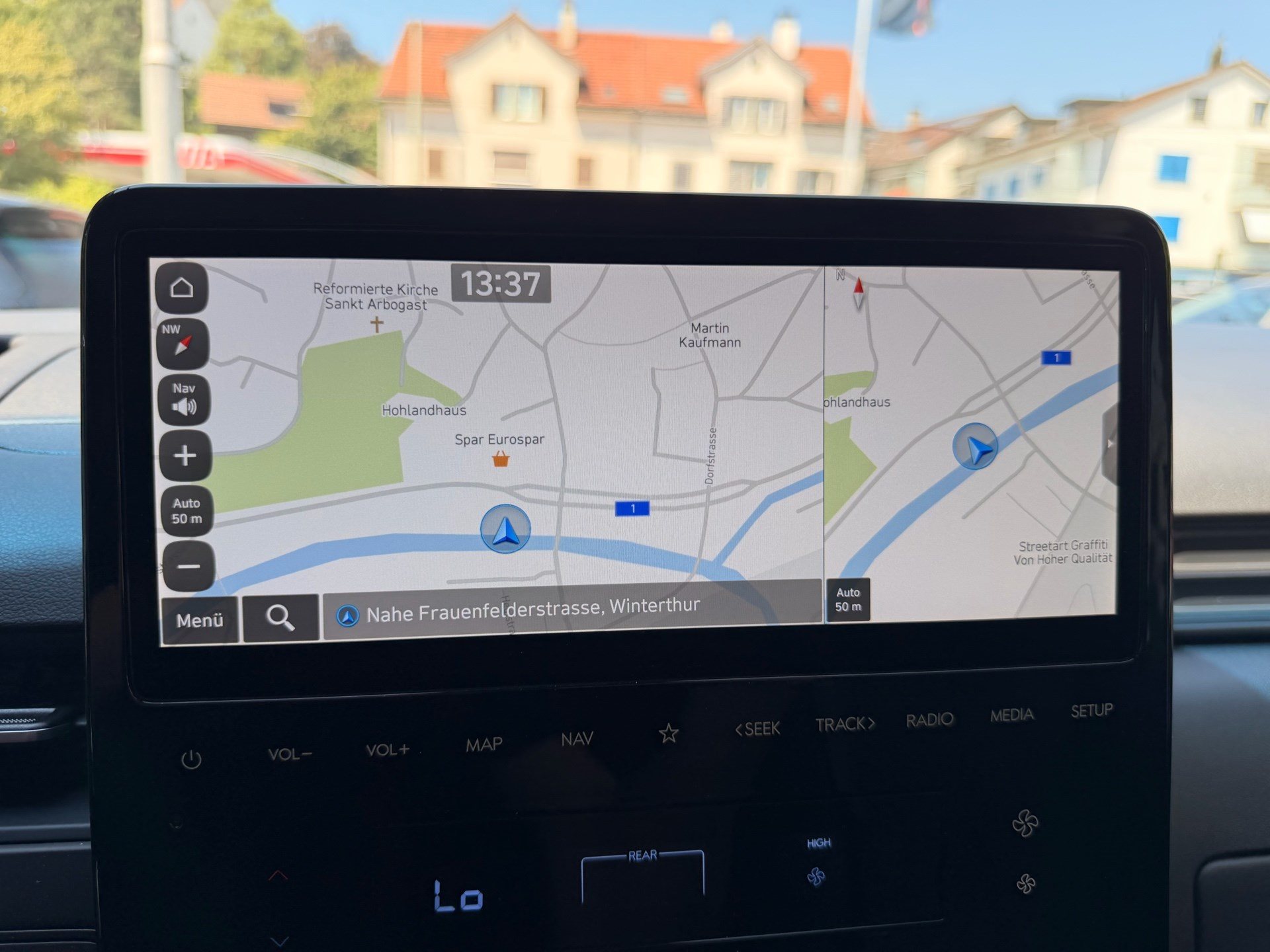 HYUNDAI STARIA AMPLIA 2.2 CRDI 4WD *** 8 PLÄTZER MIT TOPAUSSTATTUNG UND 5 JAHREN WERKSGARANTIE ***-image-13