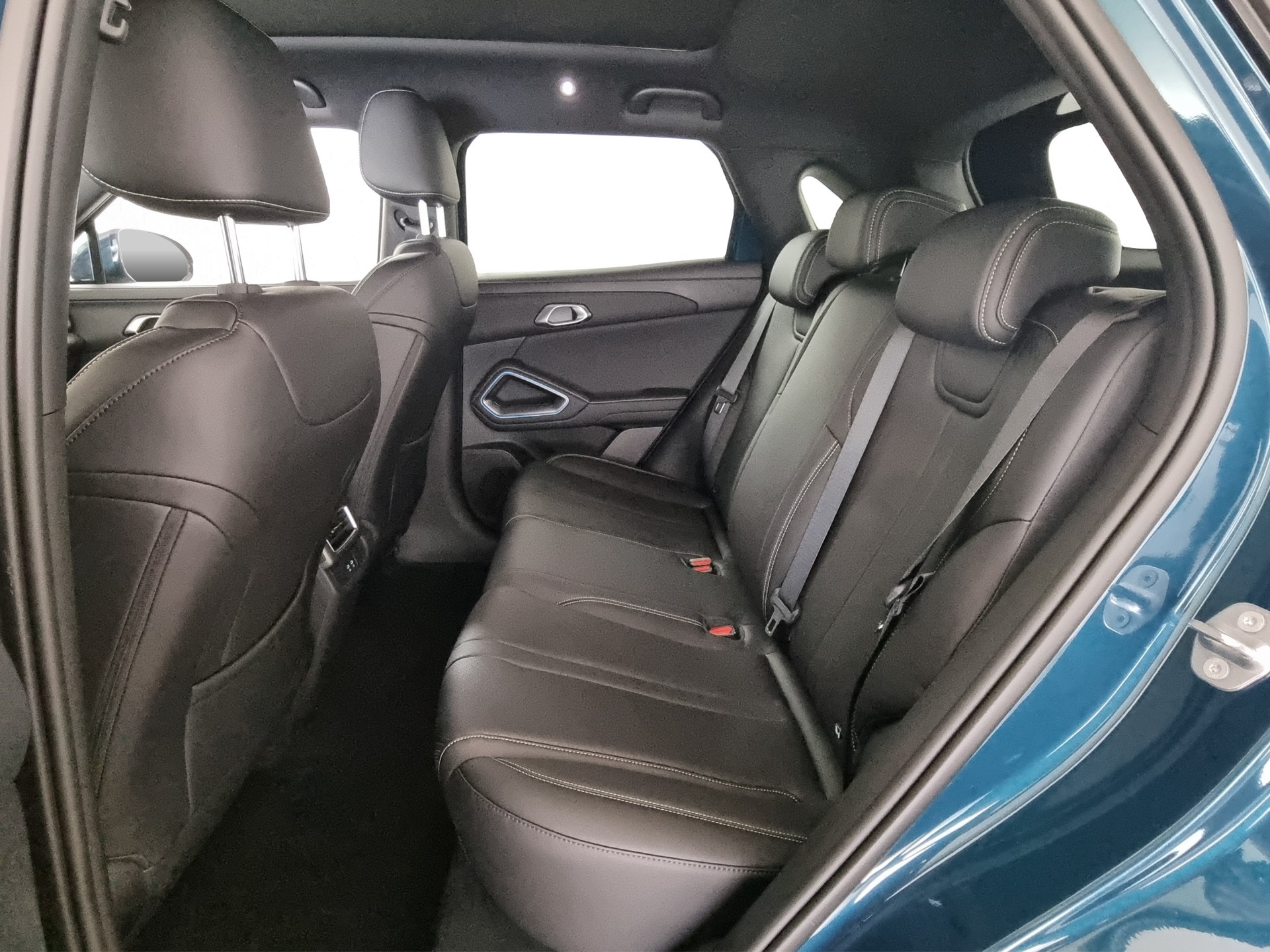 BYD Atto 2 DM-i Boost FWD-image-6