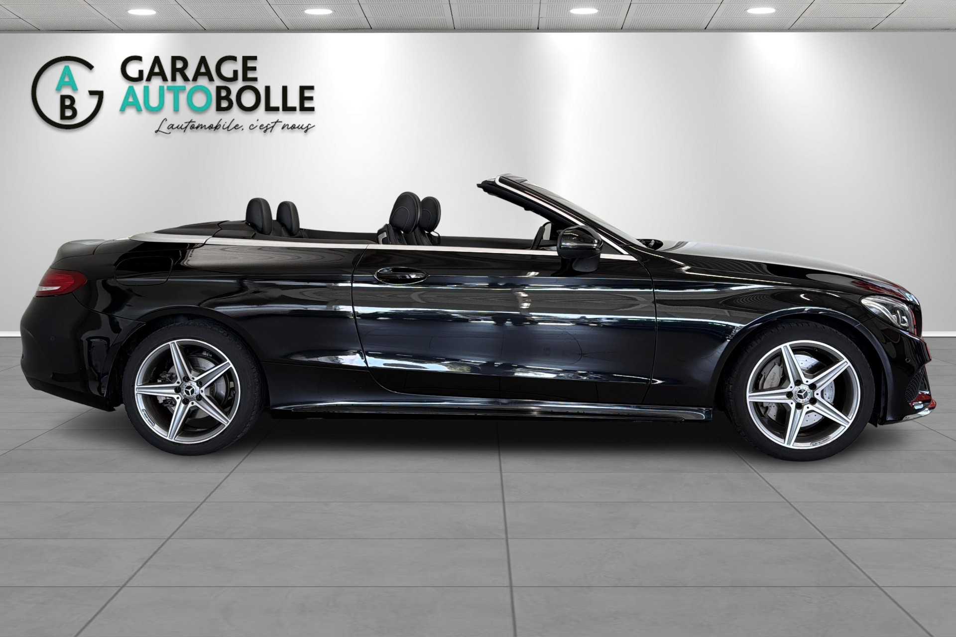 MERCEDES-BENZ C 250 Cabriolet AMG Line 9G-Tronic-showroom-element-2
