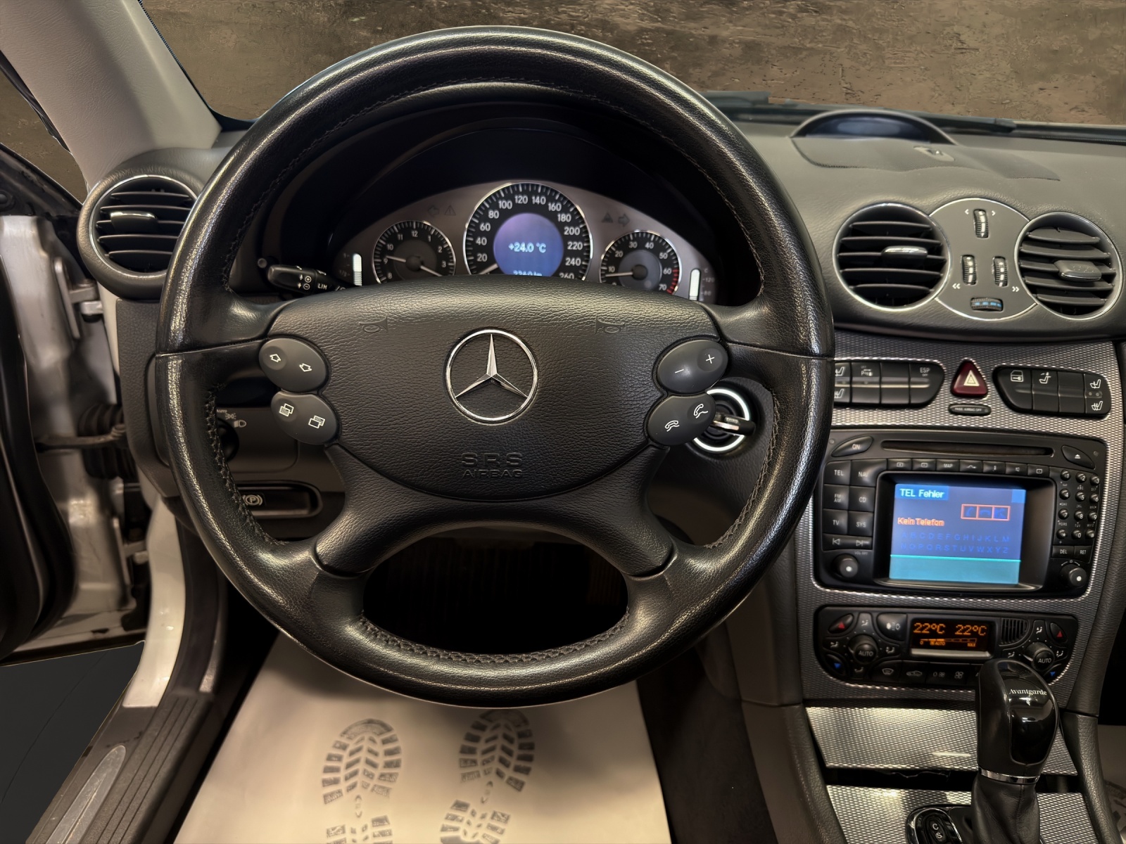 MERCEDES-BENZ CLK 500 Elégance Automatic-image-8