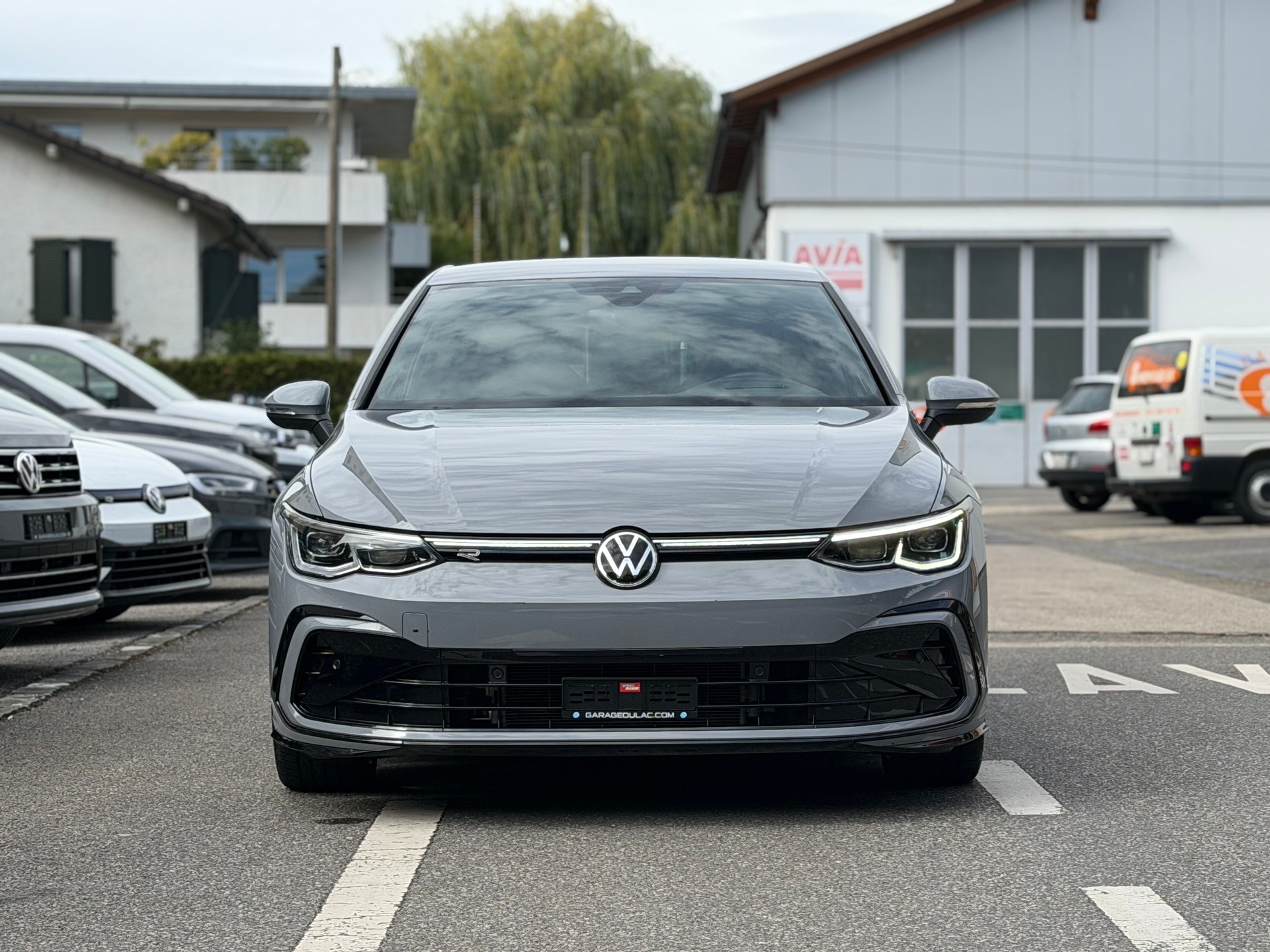 VW Golf 1.5 eTSI mHEV ACT R-Line DSG-showroom-element-1