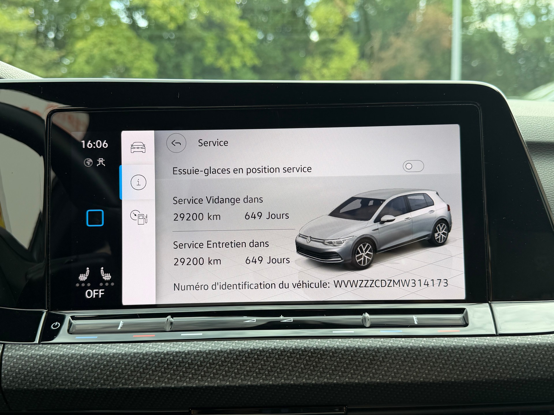 VW Golf 1.5 eTSI mHEV ACT R-Line DSG-image-22