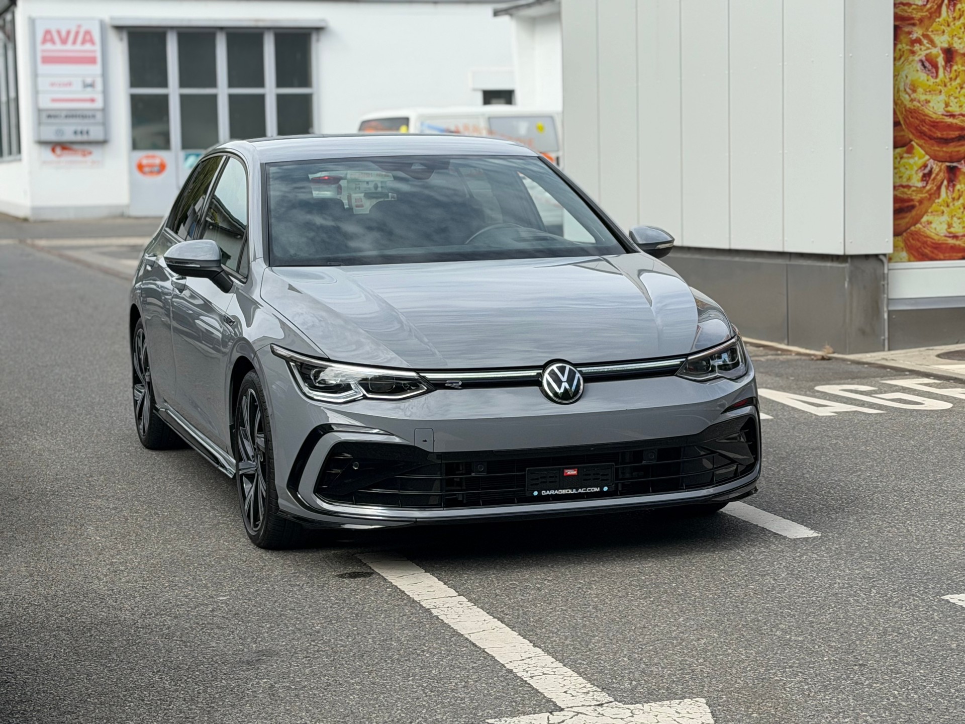 VW Golf 1.5 eTSI mHEV ACT R-Line DSG-showroom-element-2