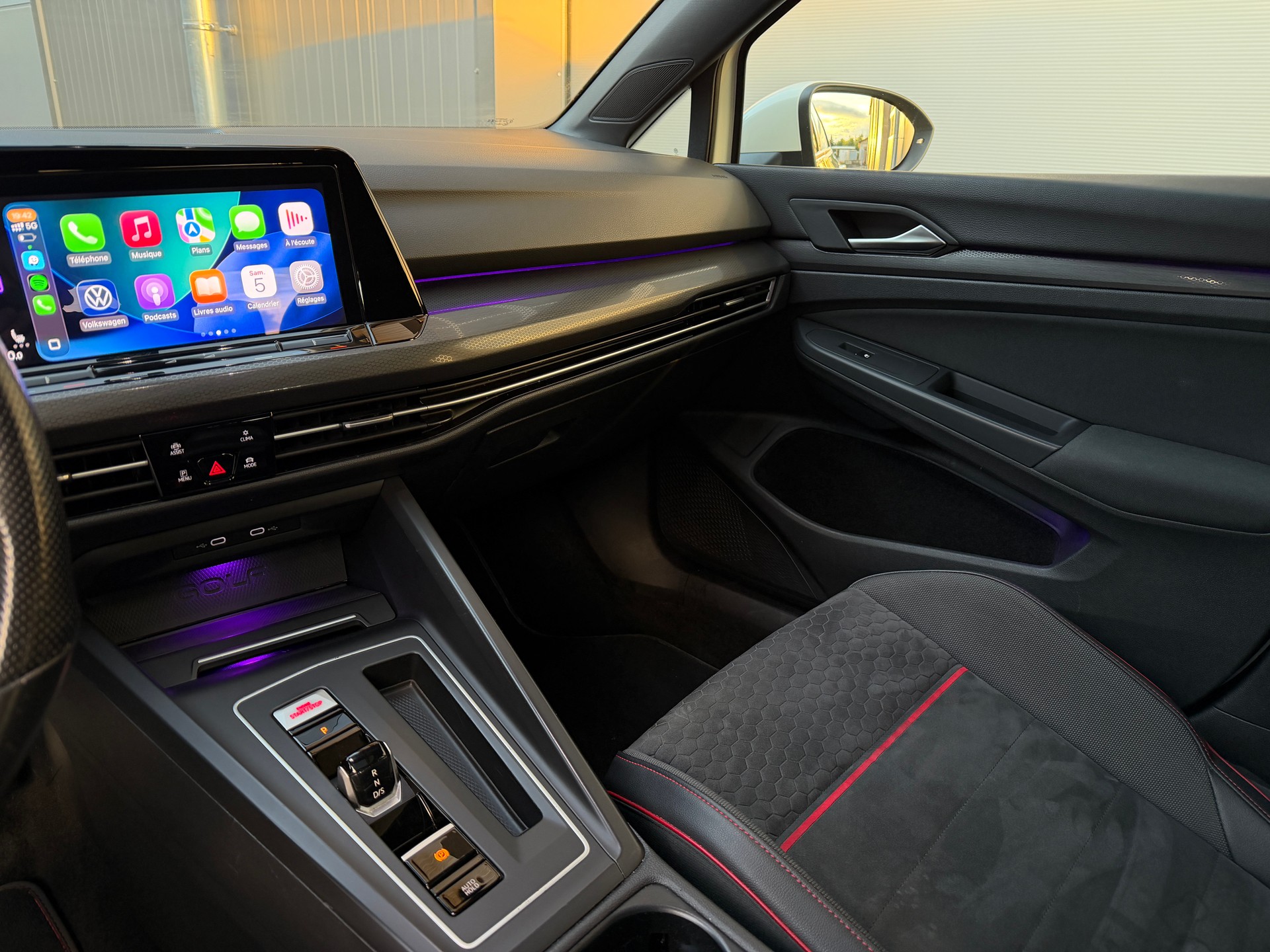 VW Golf 2.0 TSI GTI Clubsport DSG-image-10