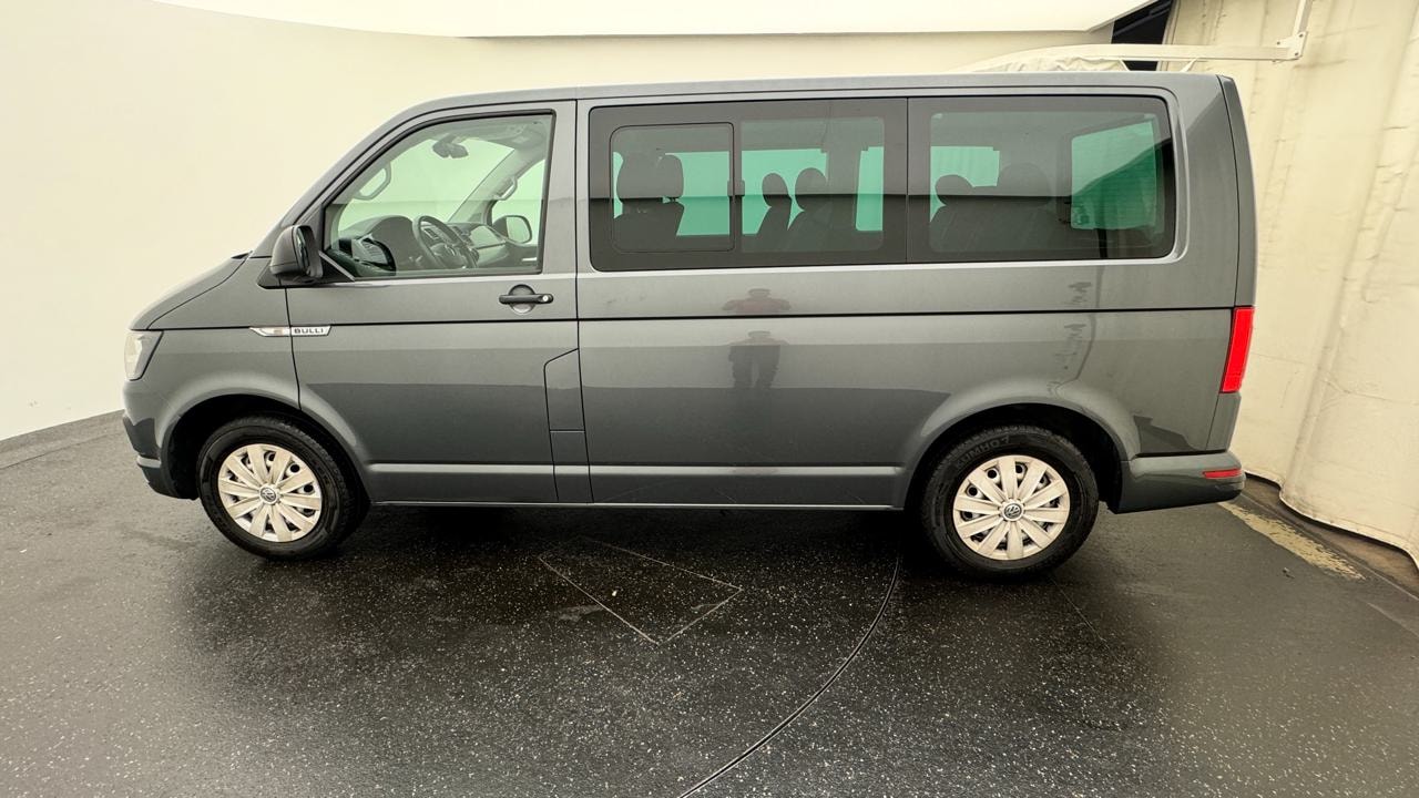 VW T6 Multivan 2.0 TDI Trendline DSG-showroom-element-1