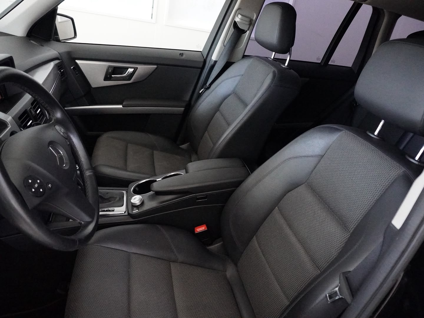 MERCEDES-BENZ GLK 220 CDI BlueEfficiency 4Matic 7G-Tronic-showroom-element-3