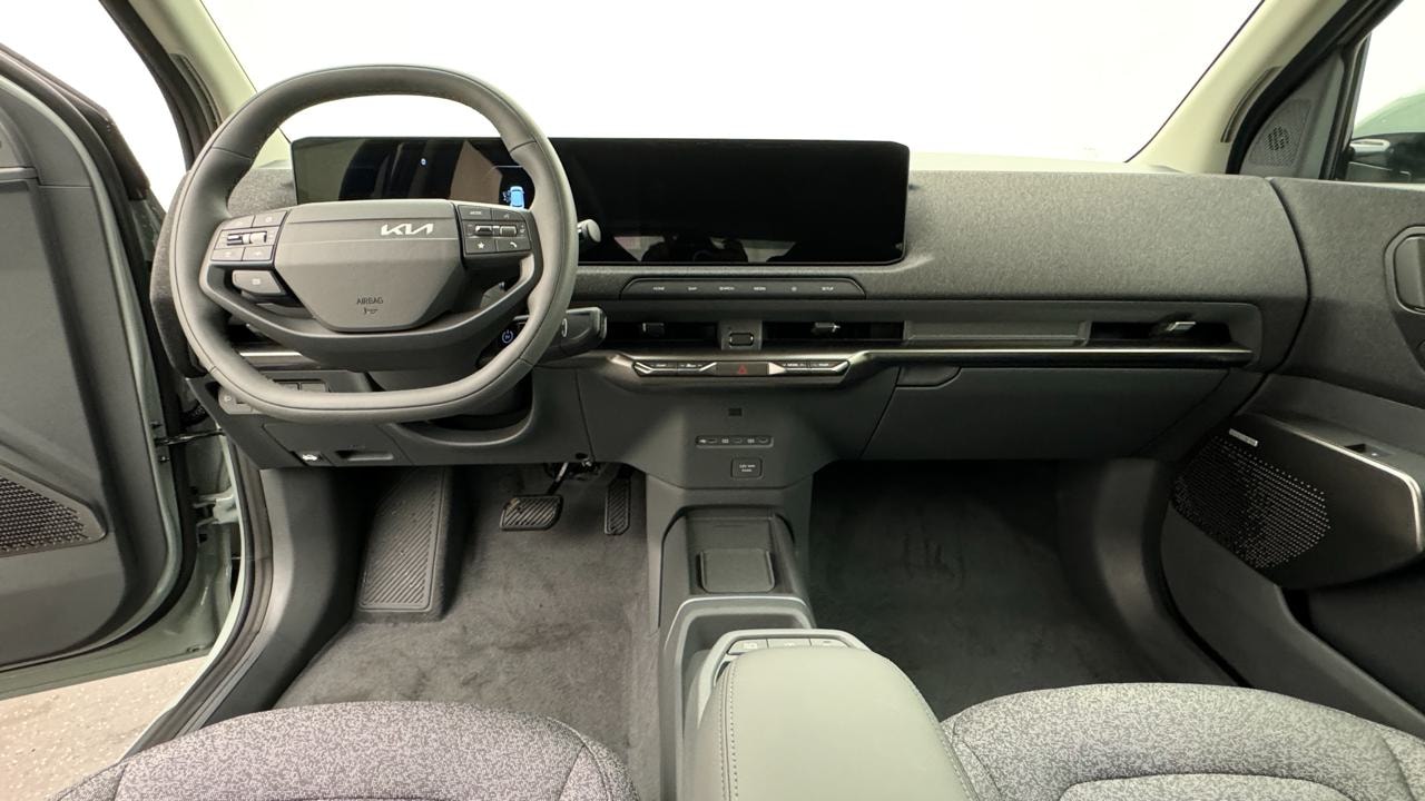 KIA EV2 42 kWh Earth-image-6