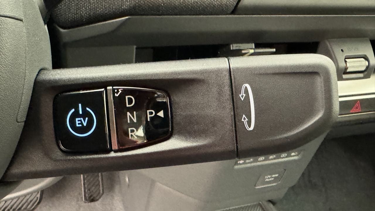 KIA EV2 42 kWh Earth-image-11
