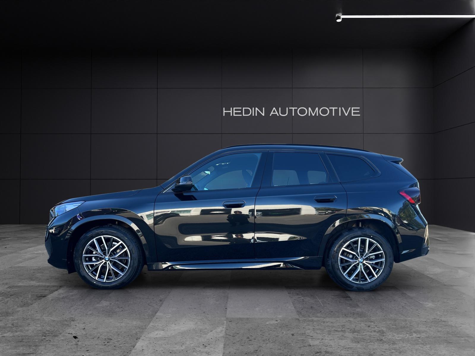 BMW X1 20d xDrive paddles-showroom-element-2