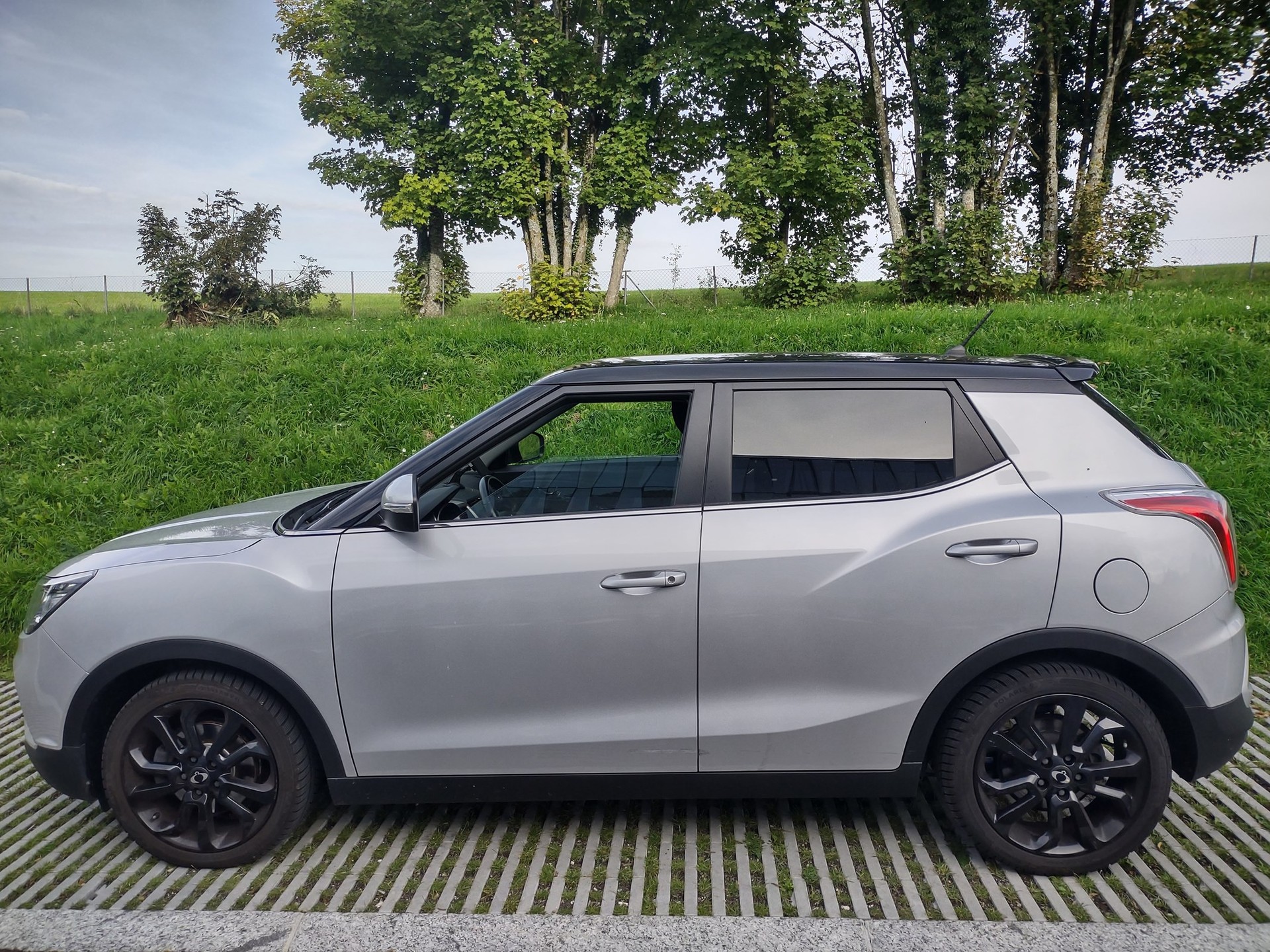 KGM-SsangYong Tivoli 1.6 eXDi Cameleon 2WD-image-5