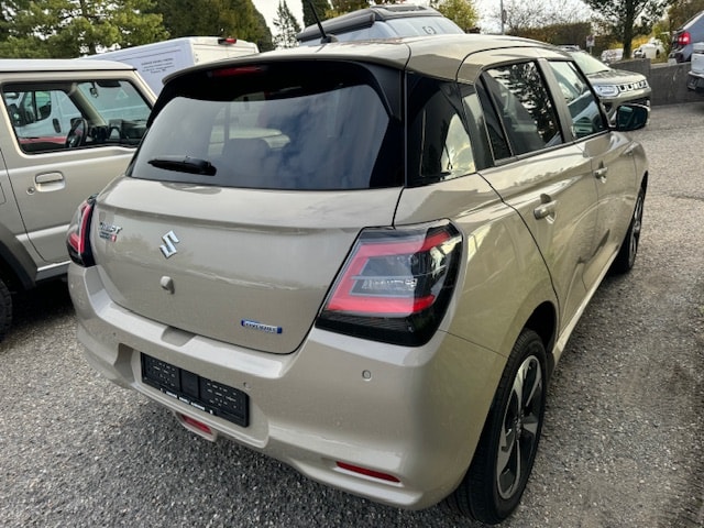 SUZUKI Swift 1.2 1st Edition Top Hybrid 4x4-image-2