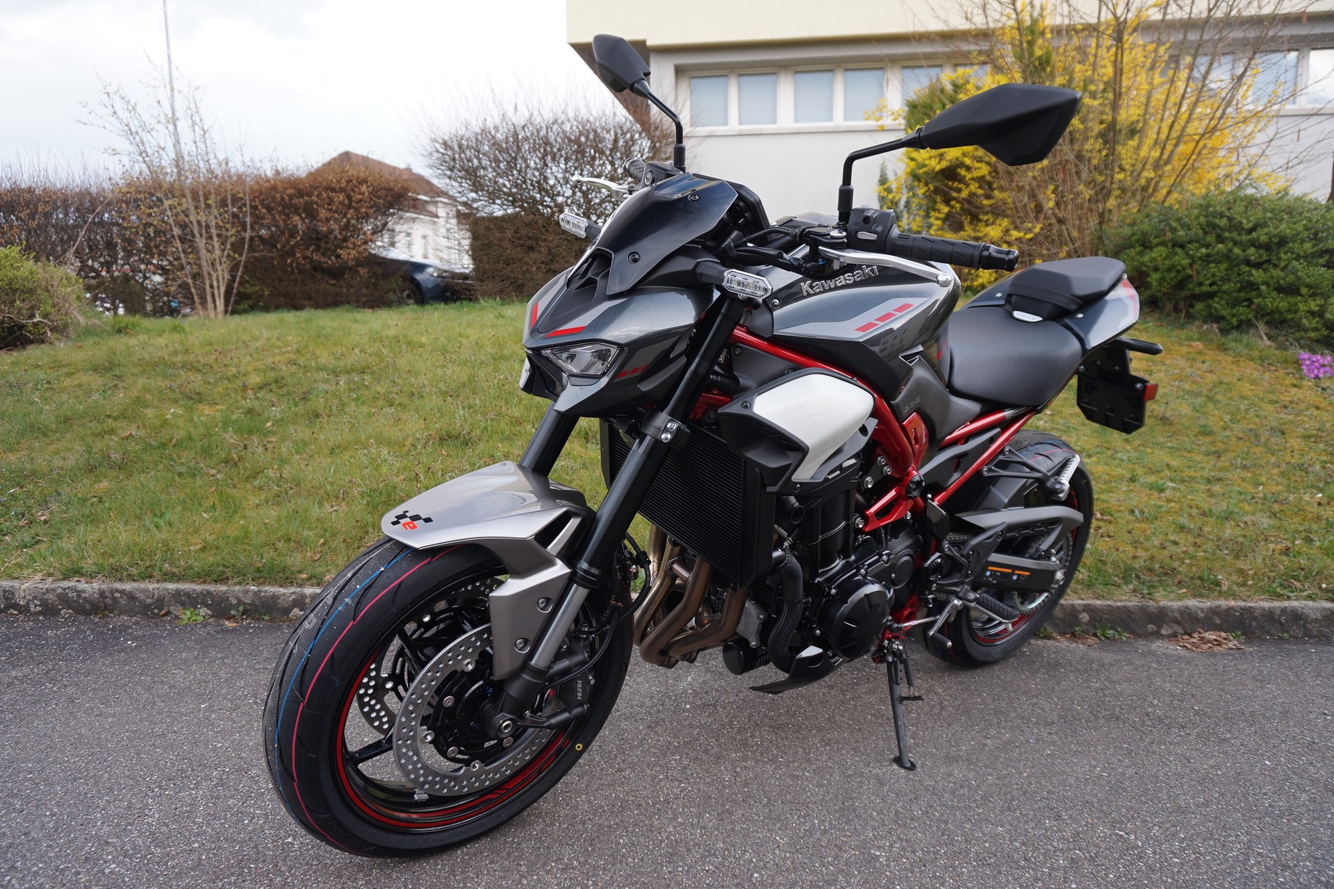 KAWASAKI Z 900 ABS (35kW) MY25-image-1