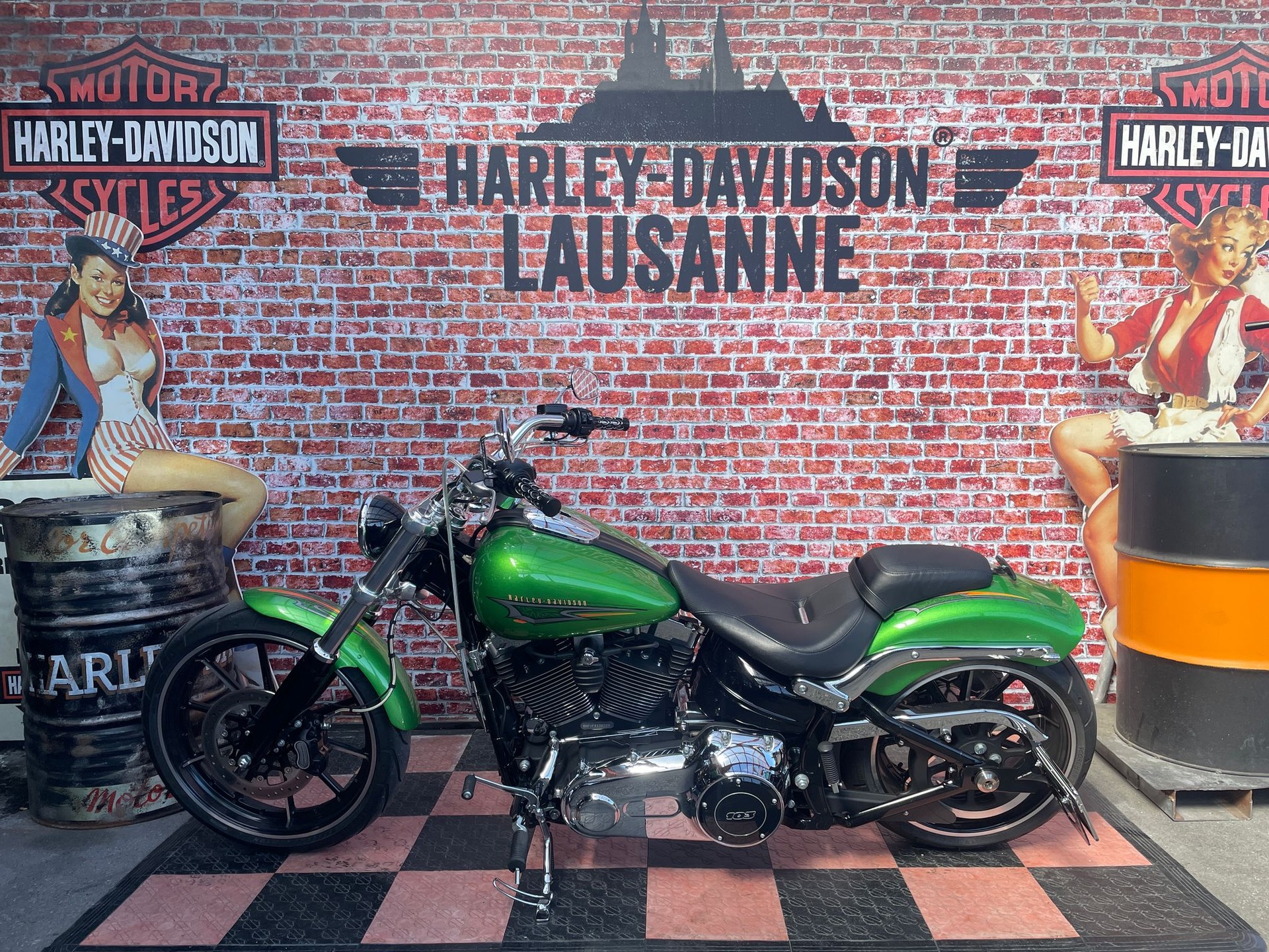 HARLEY-DAVIDSON FXSB Breakout 103 ABS-image-1