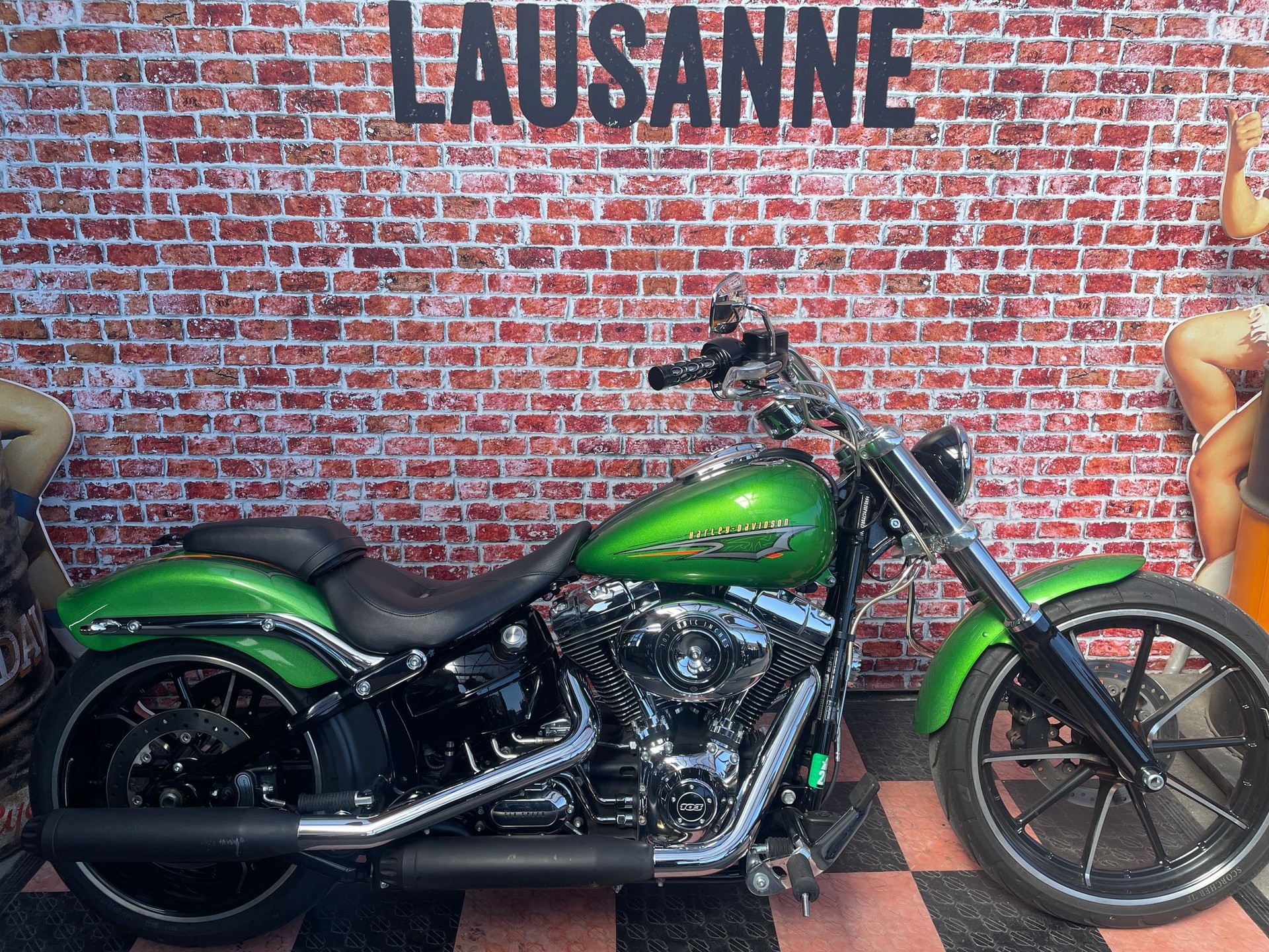 HARLEY-DAVIDSON FXSB Breakout 103 ABS-image-2